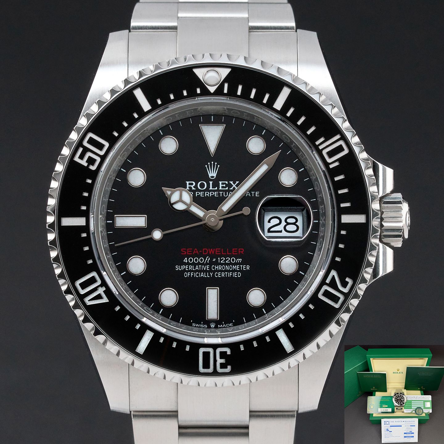 Rolex Sea-Dweller 126600 (2025) - Black dial 43 mm Steel case (1/8)