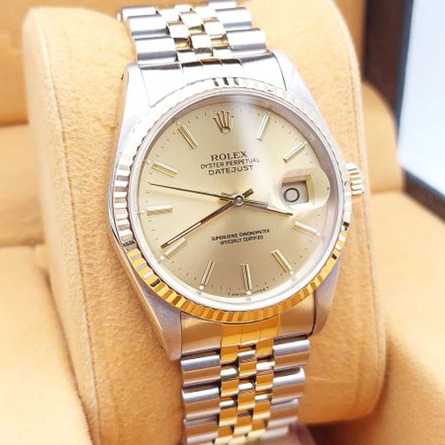 Rolex Datejust 36 16233 (1991) - Champagne dial 36 mm Gold/Steel case (3/8)