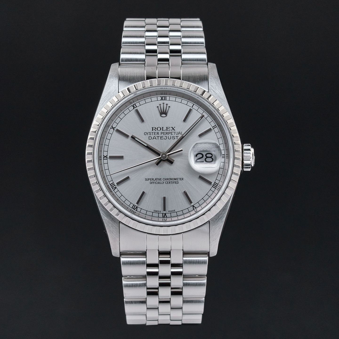 Rolex Datejust 36 16220 (2001) - Silver dial 36 mm Steel case (3/8)