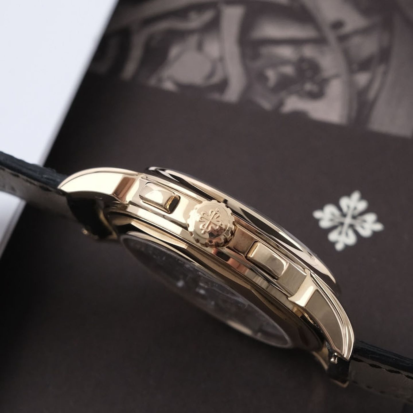 Patek Philippe Perpetual Calendar Chronograph 5270J-001 - (6/8)