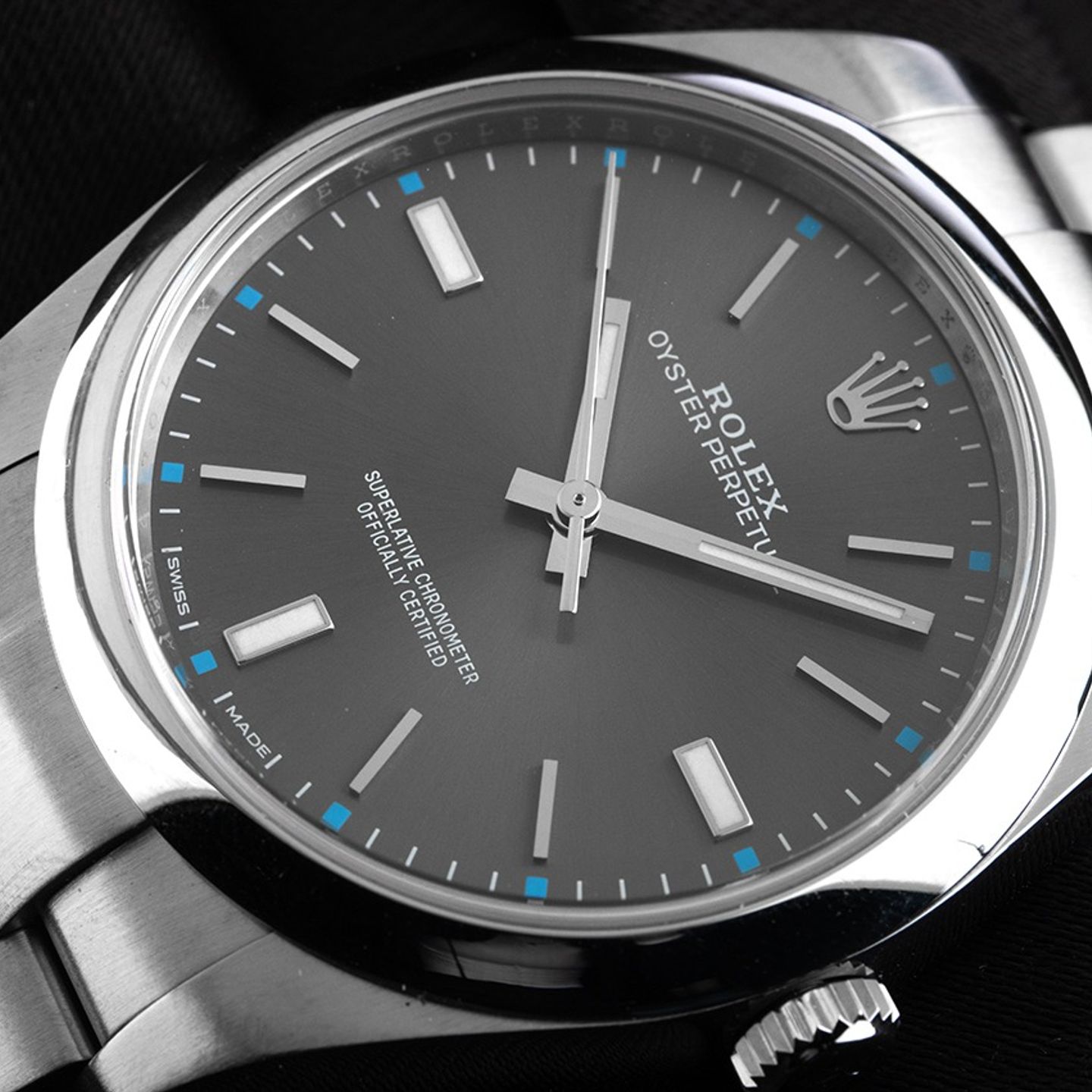 Rolex Oyster Perpetual 39 114300 - (3/8)