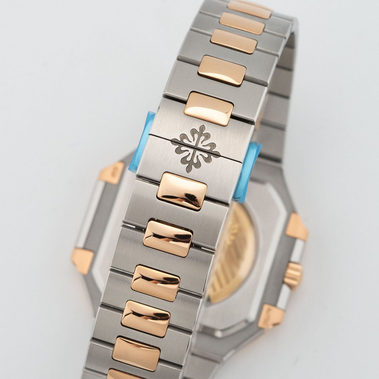 Patek Philippe Cubitus 5821/1AR-001 - (5/8)