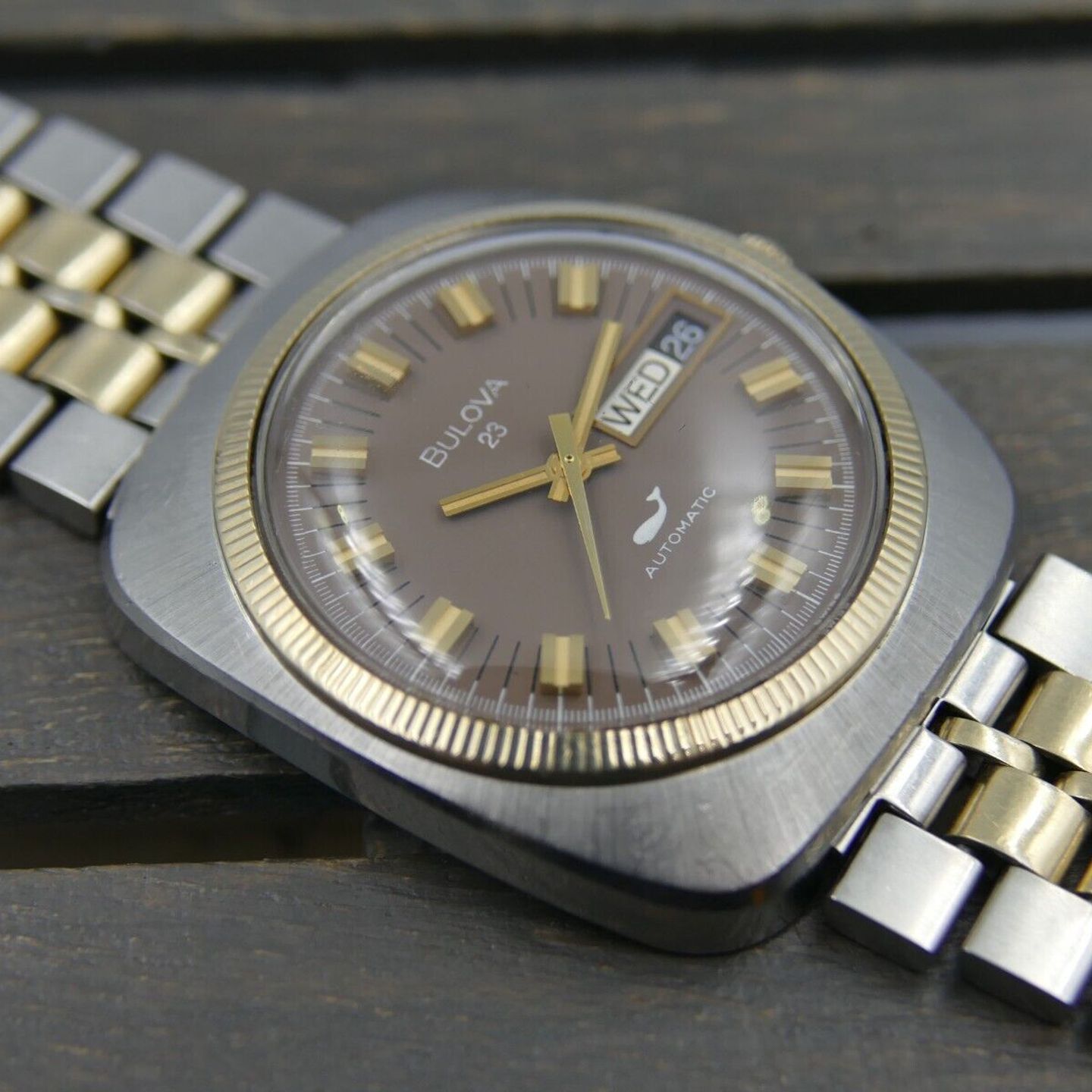 Bulova Vintage Unknown (Onbekend (willekeurig serienummer)) - Bruin wijzerplaat Onbekend Onbekend (3/16)