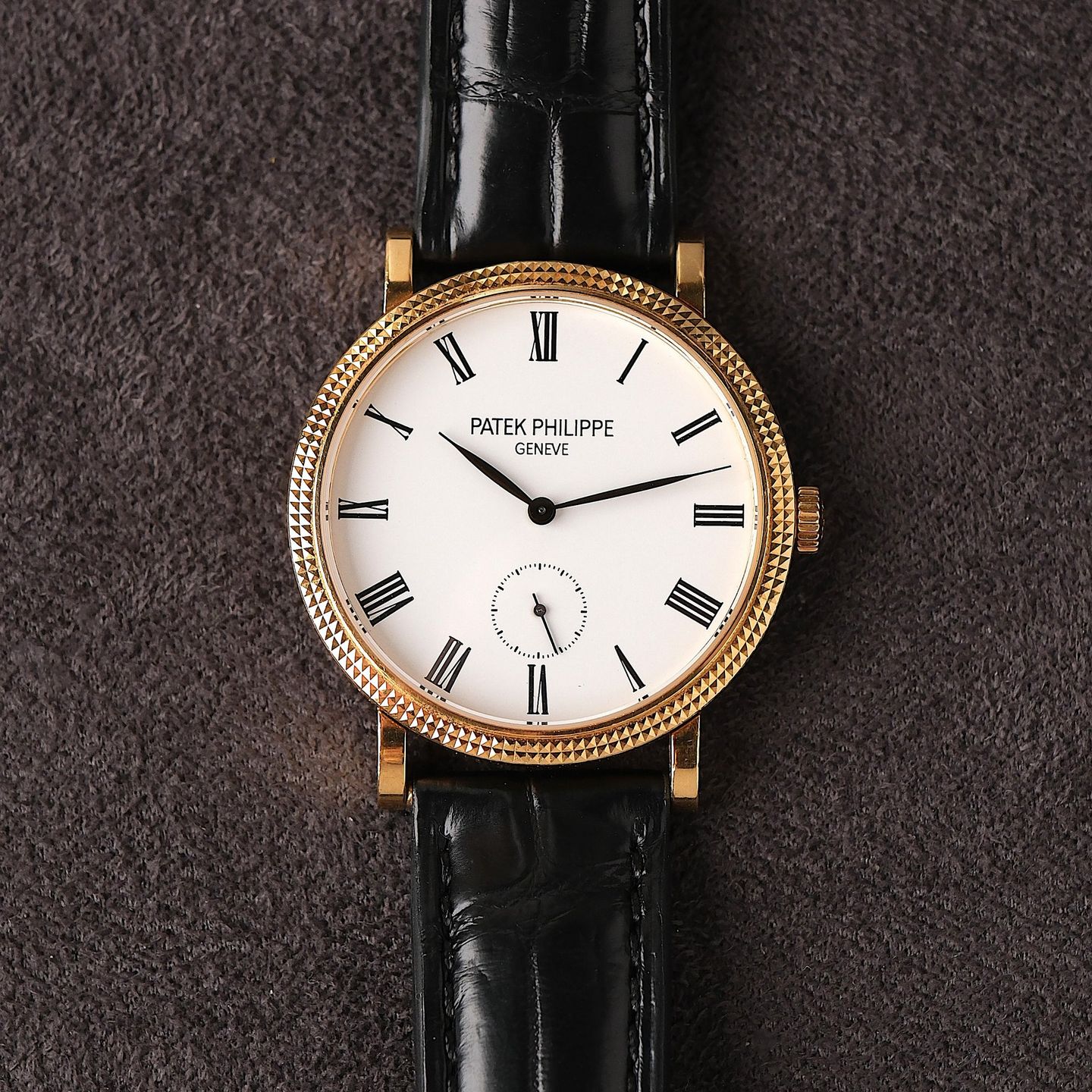 Patek Philippe Calatrava 7119J - (3/7)