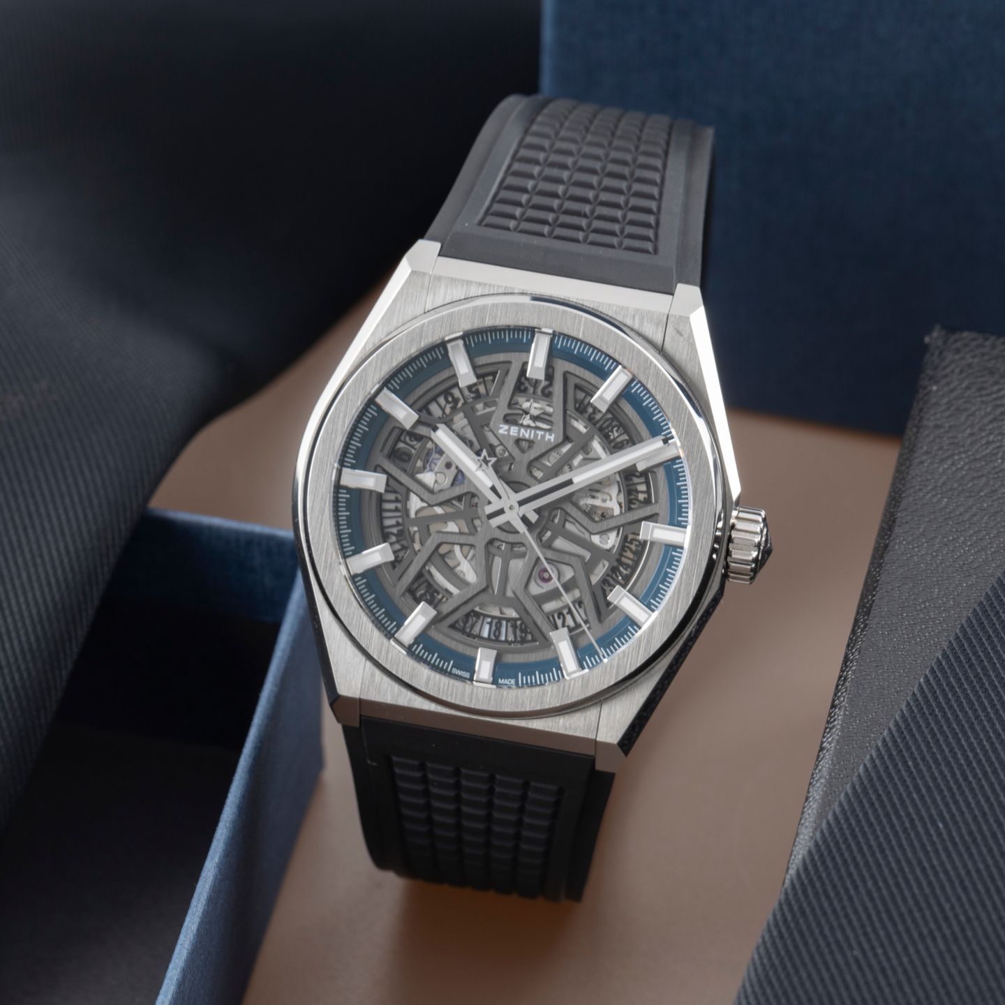 Zenith Defy 95.9000.670/78.R584 - (1/8)