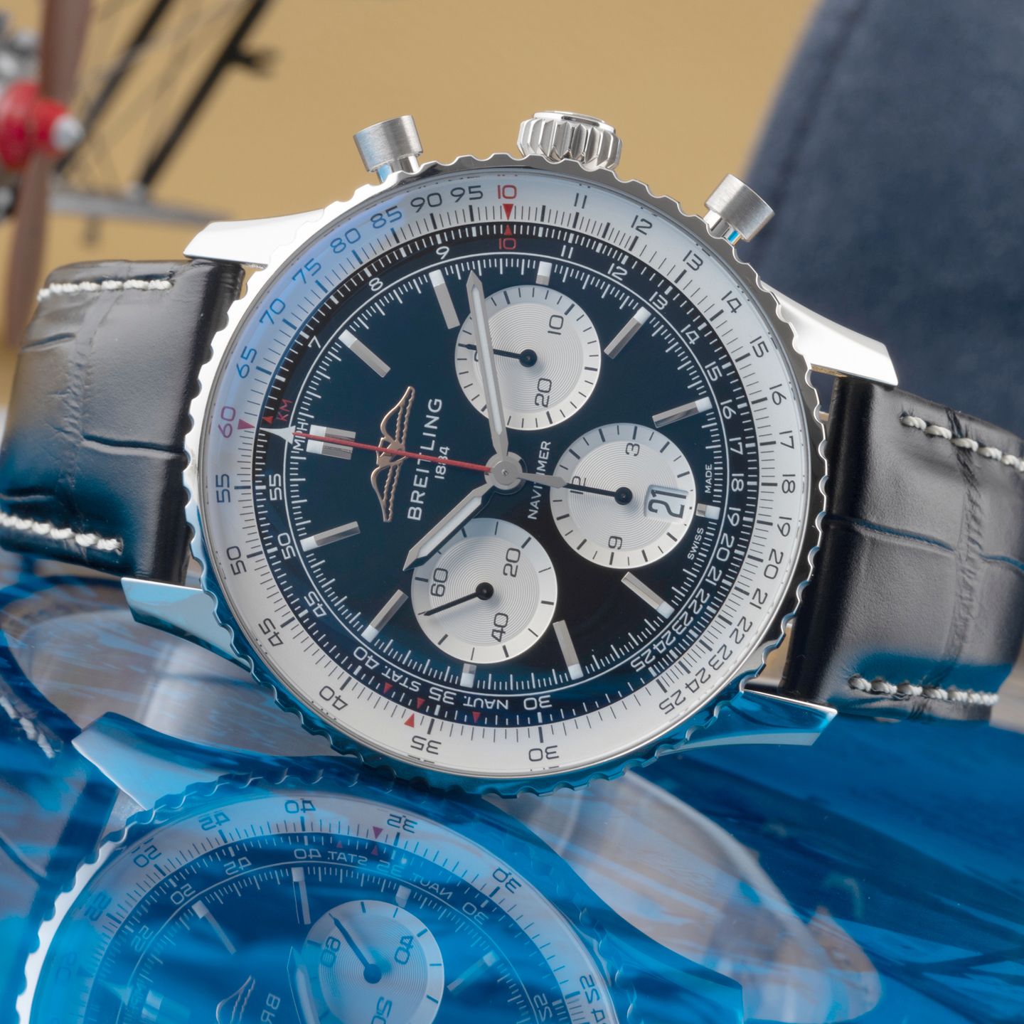 Breitling Navitimer 1 B01 Chronograph AB0138211B1P1 (2020) - Zwart wijzerplaat 43mm Staal (2/8)