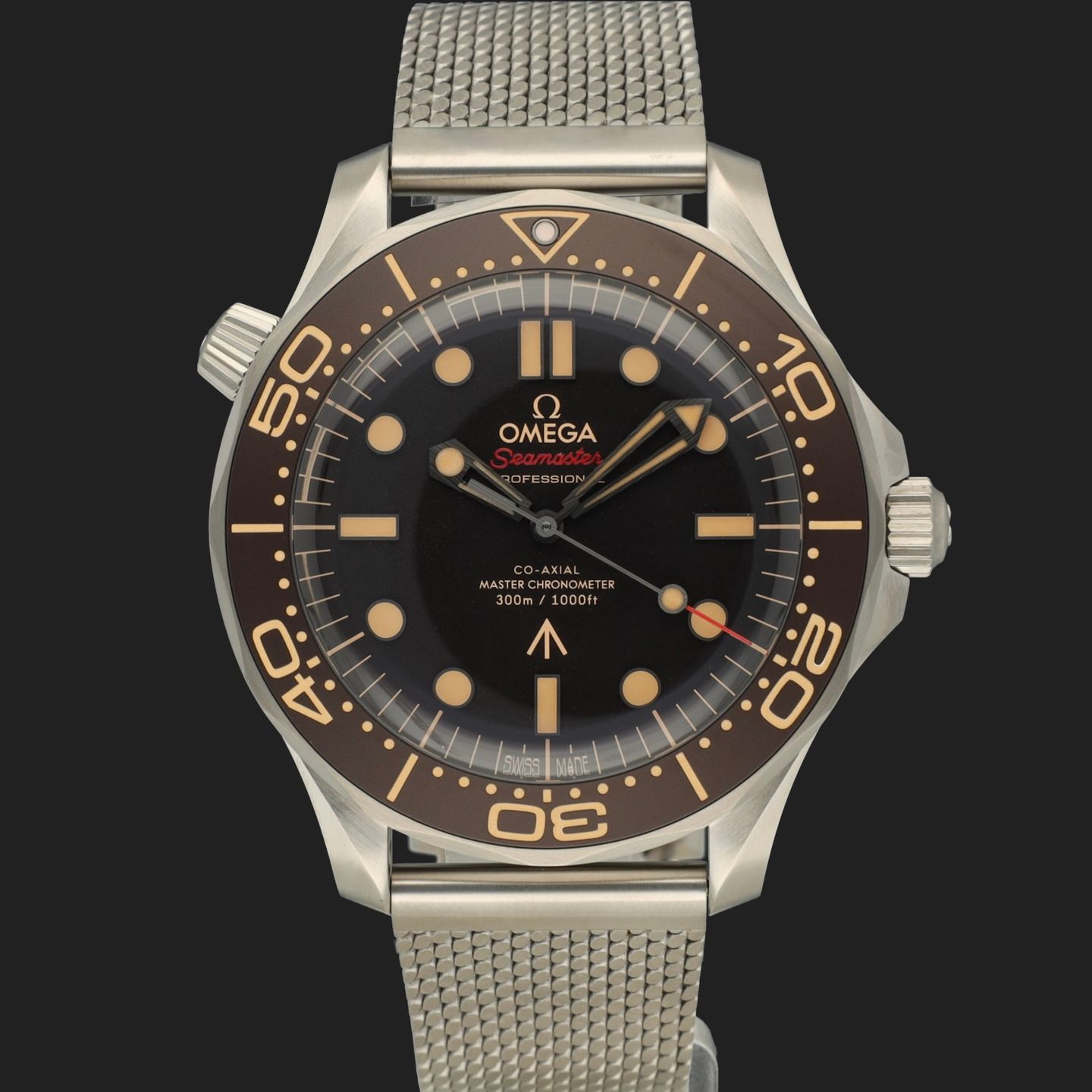 Omega Seamaster Diver 300 M 210.90.42.20.01.001 (2026) - 42mm Titanium (2/7)