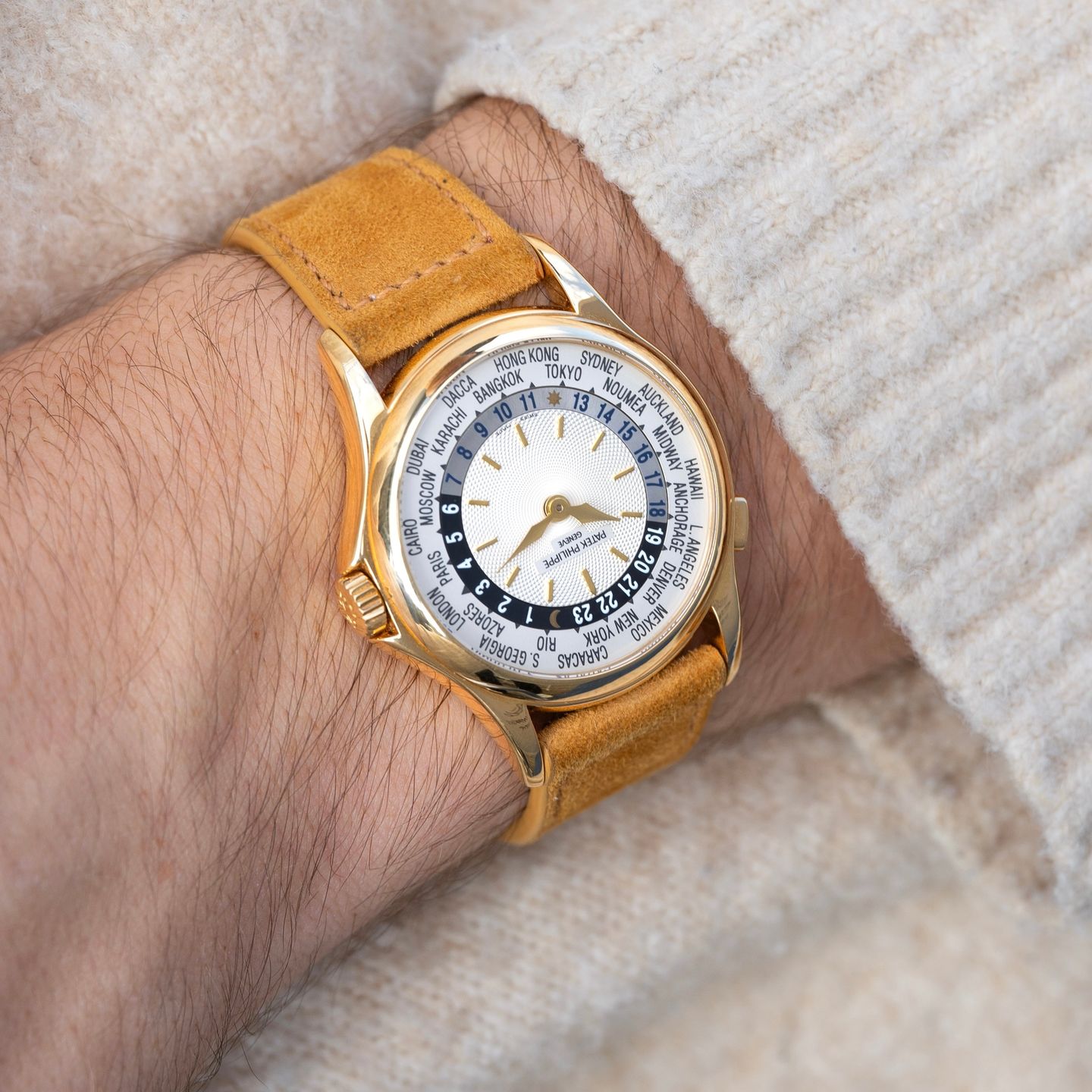 Patek Philippe World Time 5110J - (2/3)