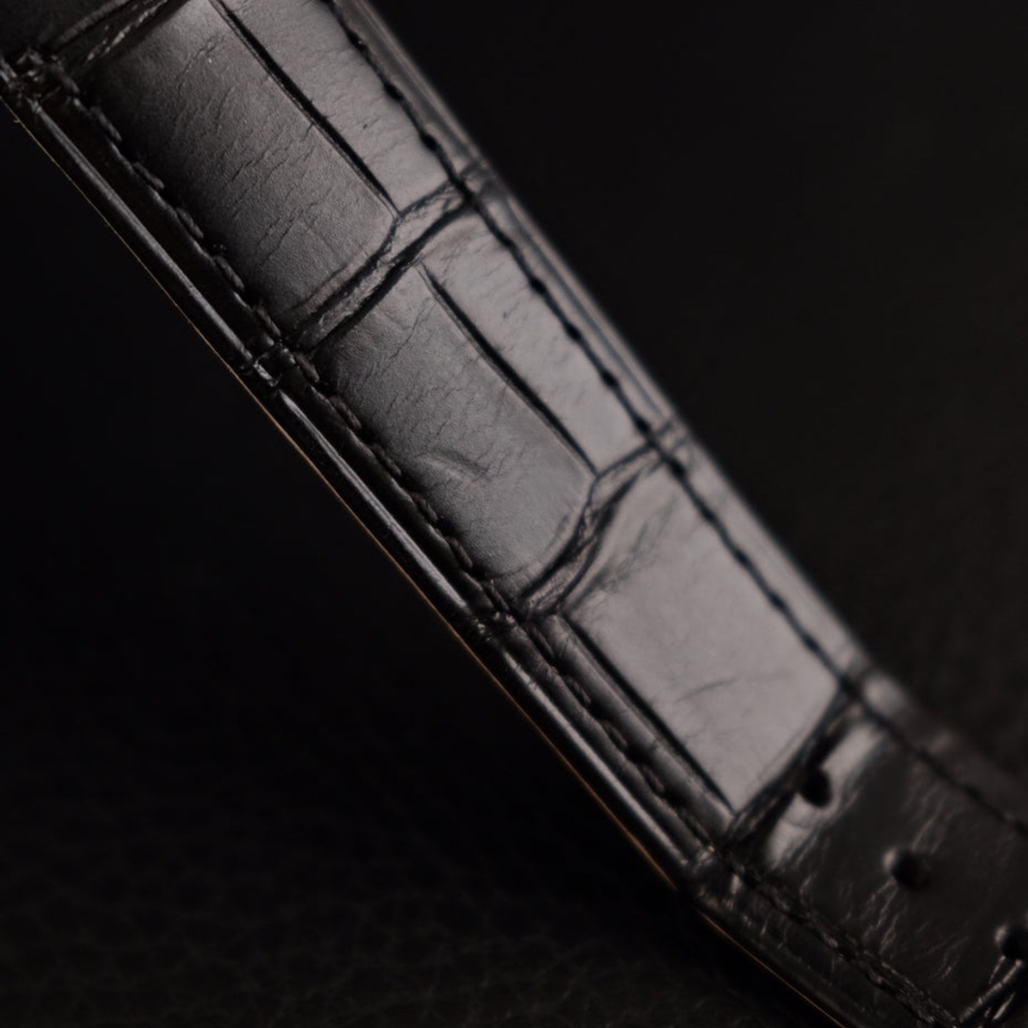 Cartier Santos Dumont WSSA0046 (2023) - Black dial 31 mm Steel case (2/8)