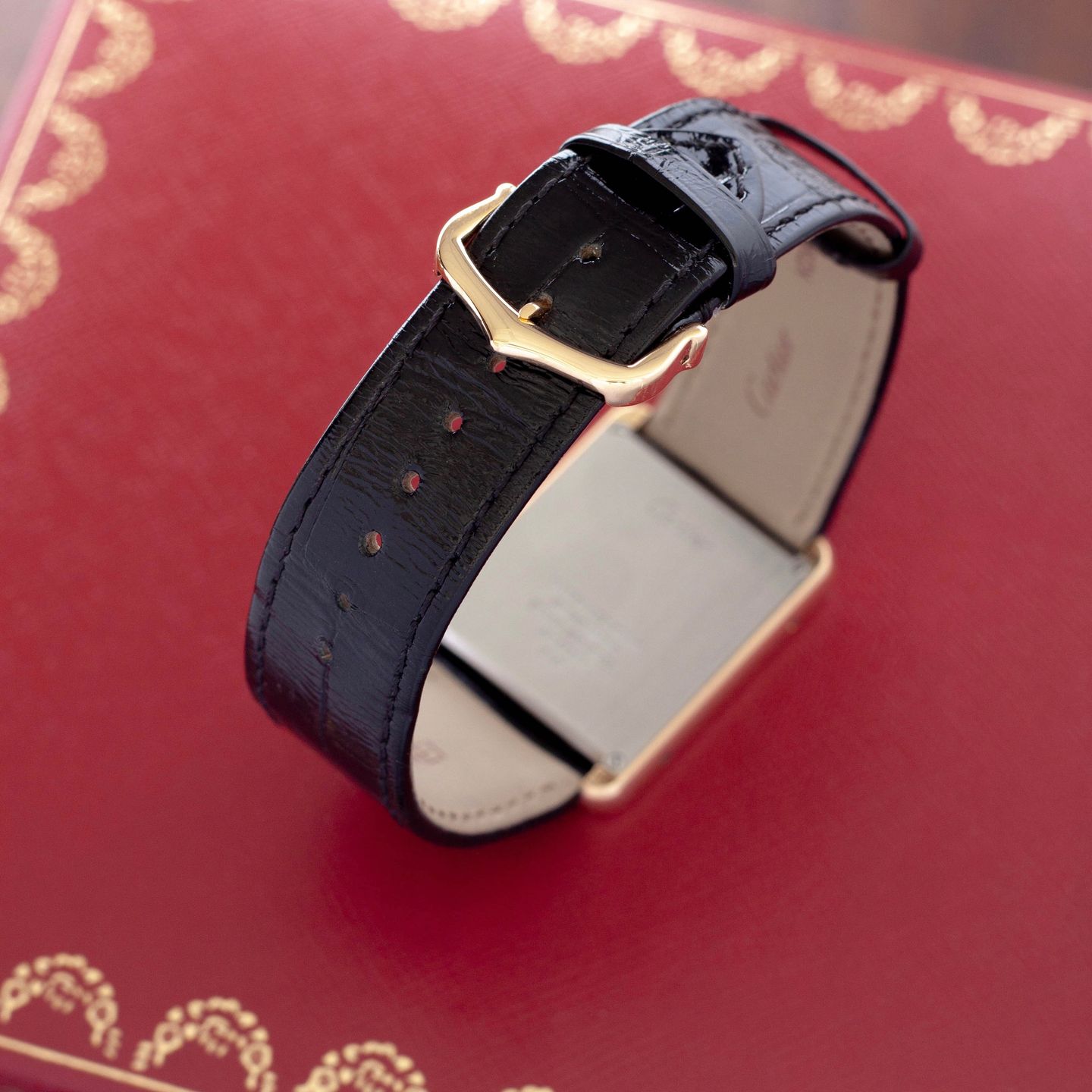 Cartier Tank Solo W5200004 (2018) - Silver dial 35 mm Yellow Gold case (8/8)