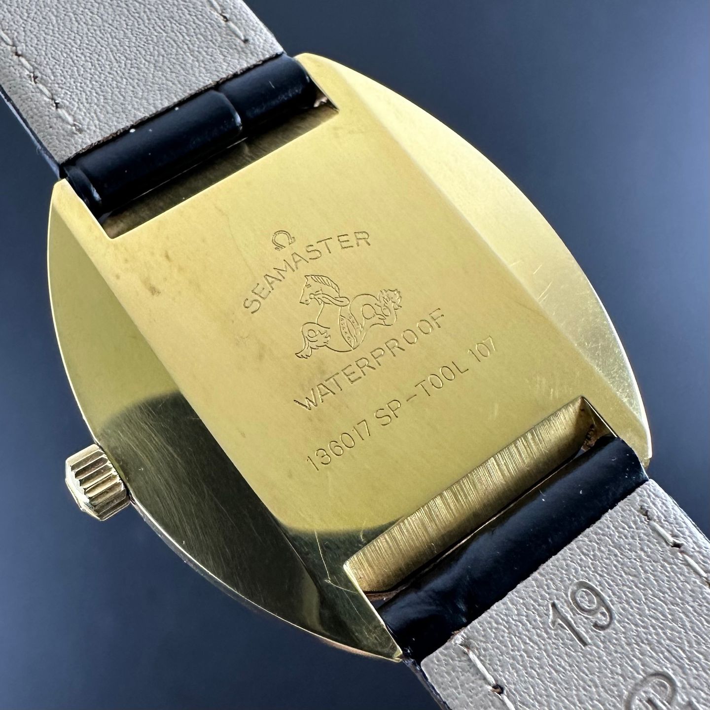 Omega Seamaster 136.017 (1967) - White dial 36 mm Gold/Steel case (3/8)