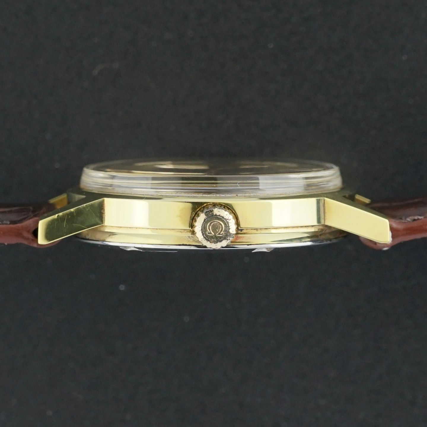 Omega Genève 136.0098 - (6/8)