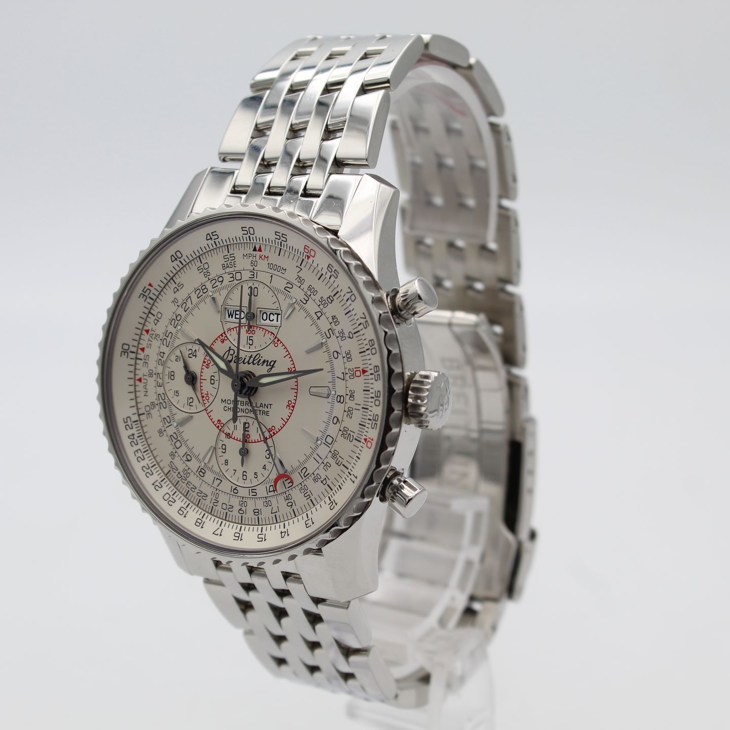 Breitling Montbrillant Datora A21330 (2011) - Silver dial 43 mm Steel case (3/8)