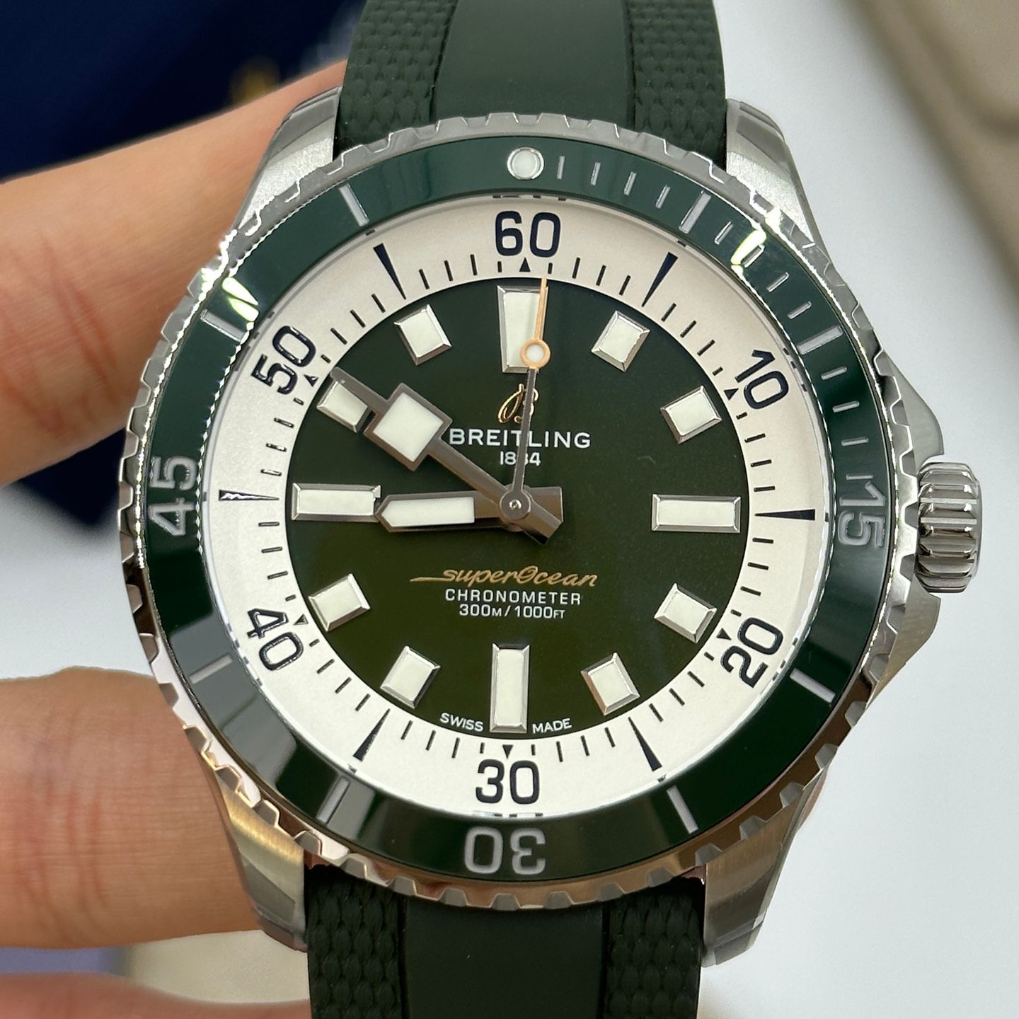 Breitling Superocean 44 A17376A31L1S1 (2023) - Groen wijzerplaat 44mm Staal (7/8)