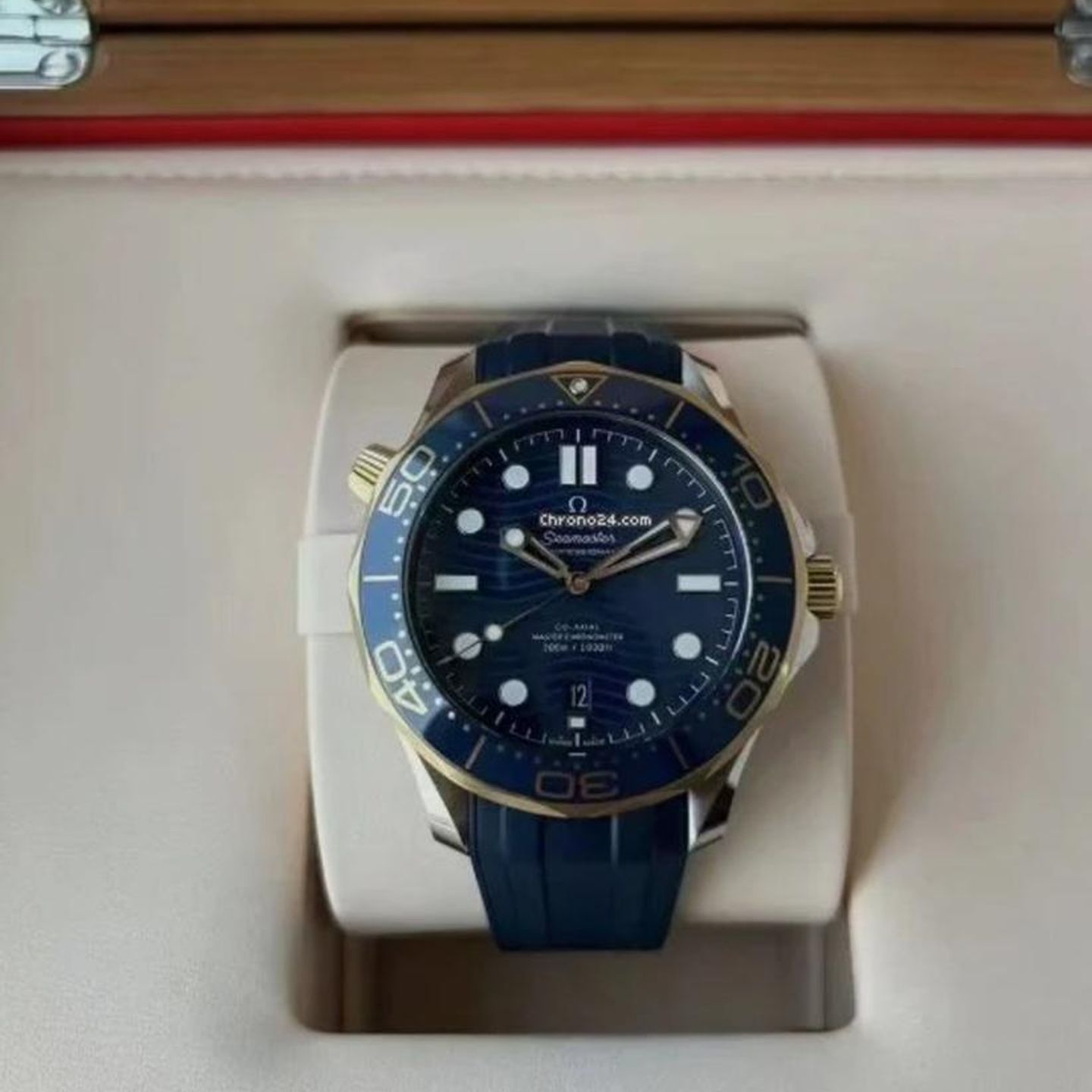 Omega Seamaster Diver 300 M 210.22.42.20.03.001 - (1/5)