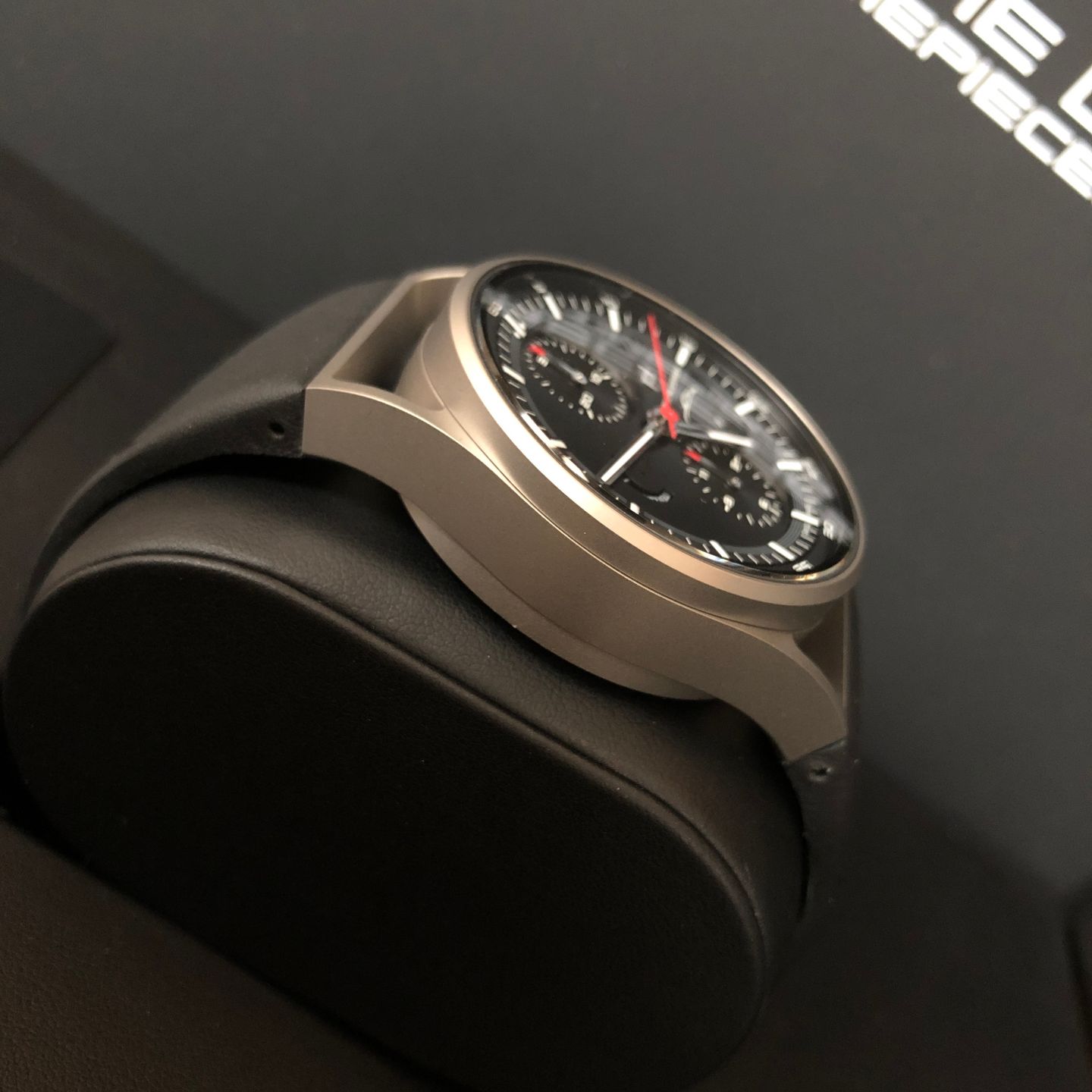 Porsche Design 911 6020.1.01.004.07.2 (2022) - Black dial 42 mm Titanium case (3/8)
