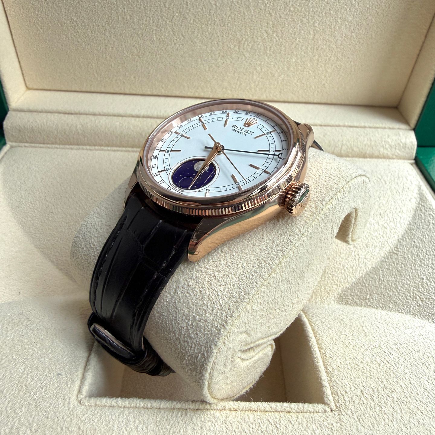 Rolex Cellini Moonphase 50535 (2023) - Wit wijzerplaat 39mm Roségoud (4/7)