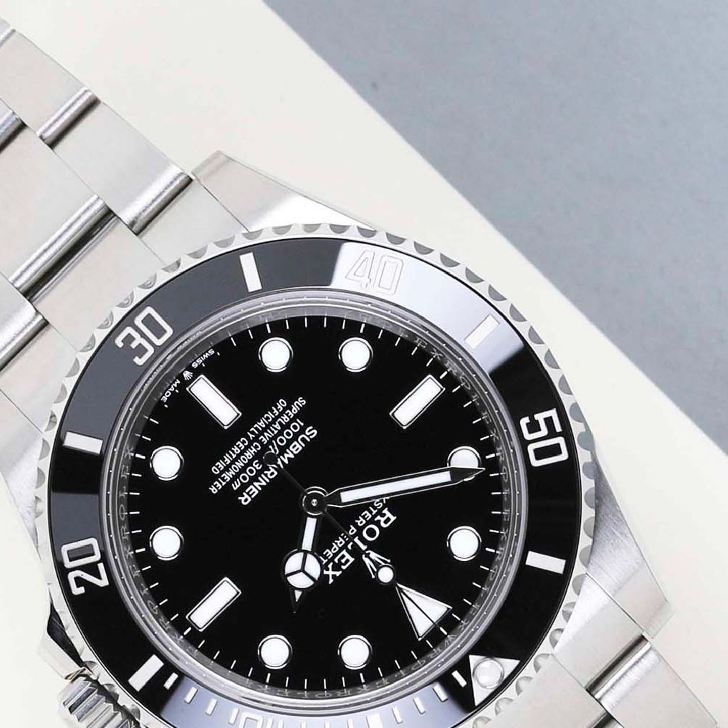 Rolex Submariner No Date 124060 (2024) - Black dial 41 mm Steel case (2/8)