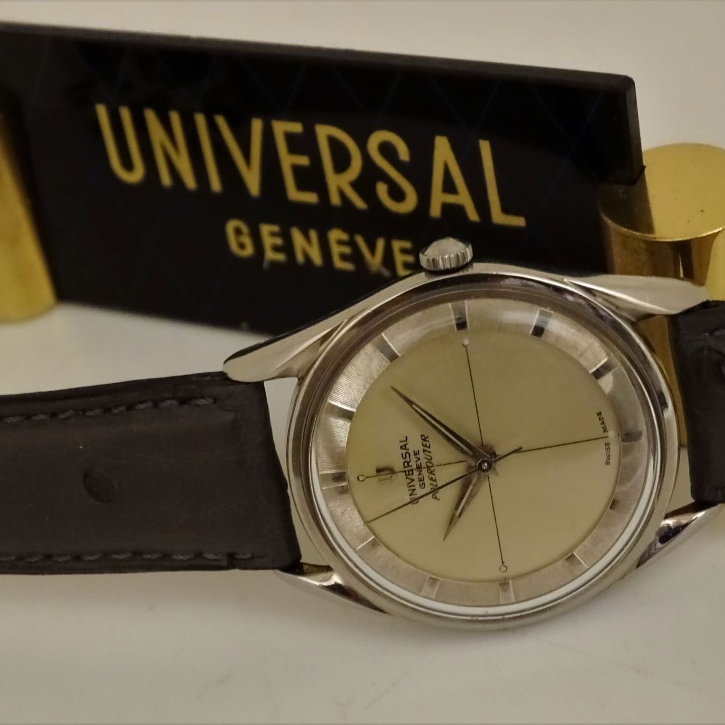 Universal Genève Polerouter 20366-2 (1960) - Silver dial 33 mm Steel case (7/8)