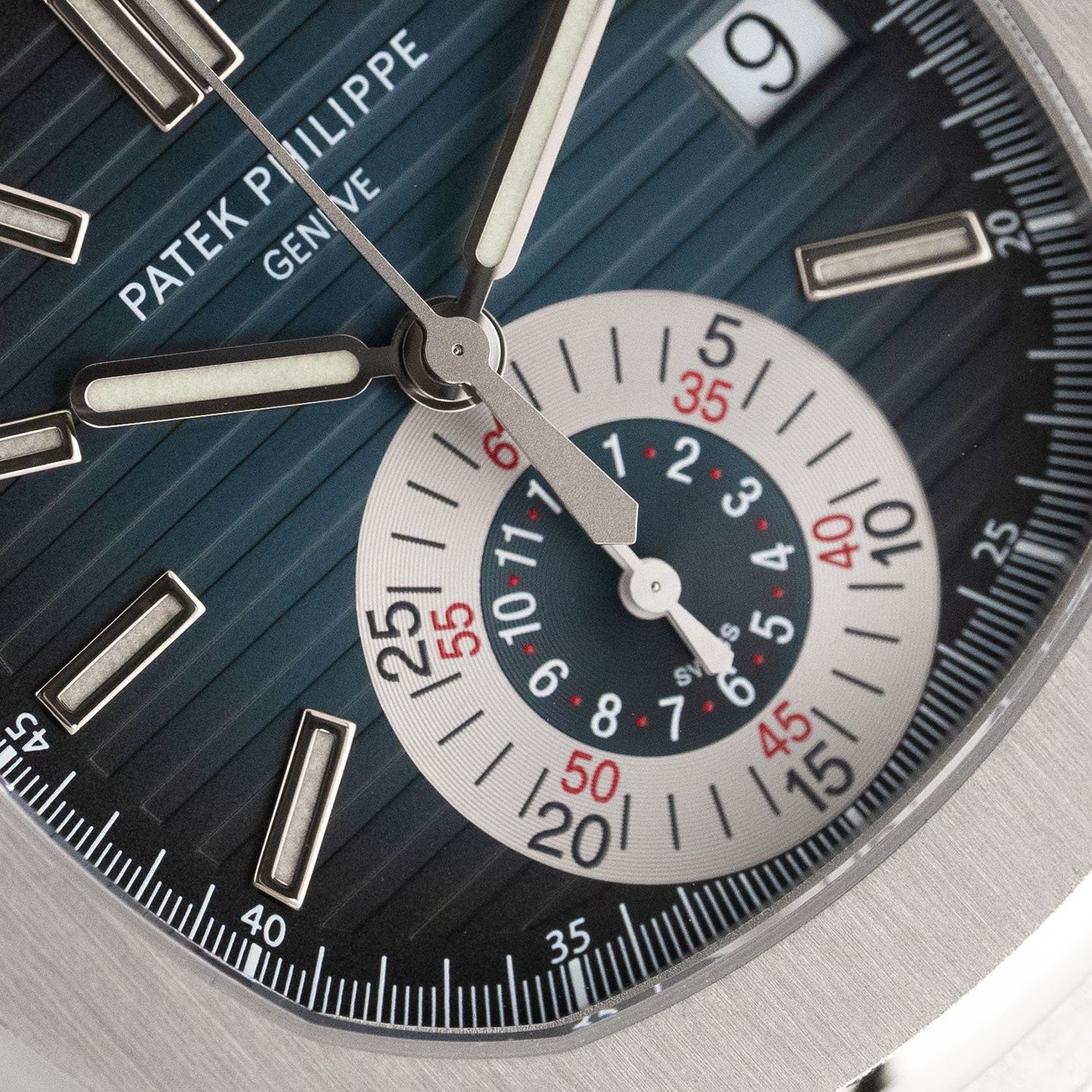 Patek Philippe Nautilus 5980/1A-014 - (3/8)