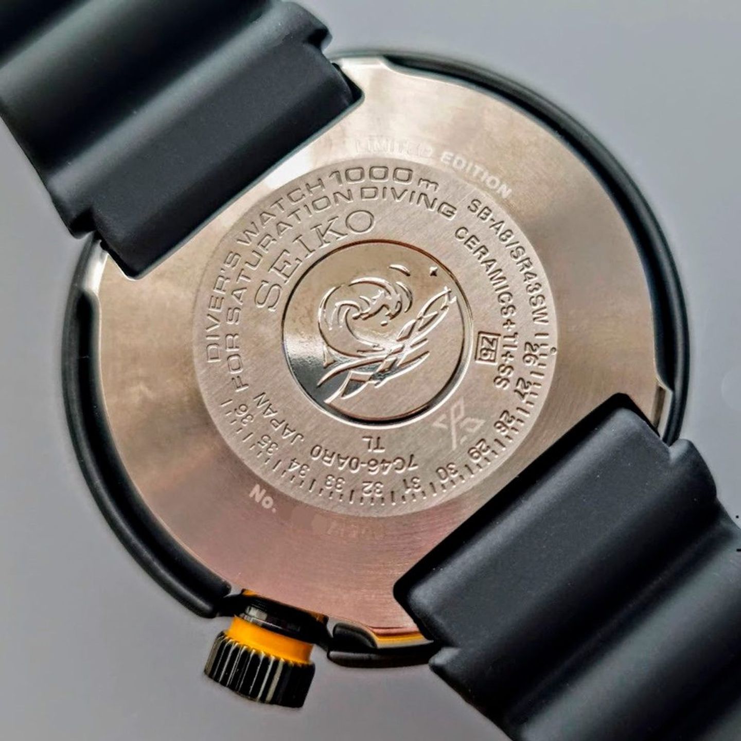 Seiko Prospex S23635J1 (2025) - Blue dial 50 mm Titanium case (8/8)