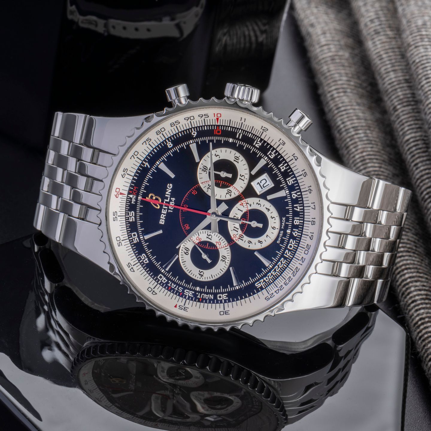 Breitling Montbrillant A23351 (Unknown (random serial)) - Black dial 47 mm Steel case (2/8)