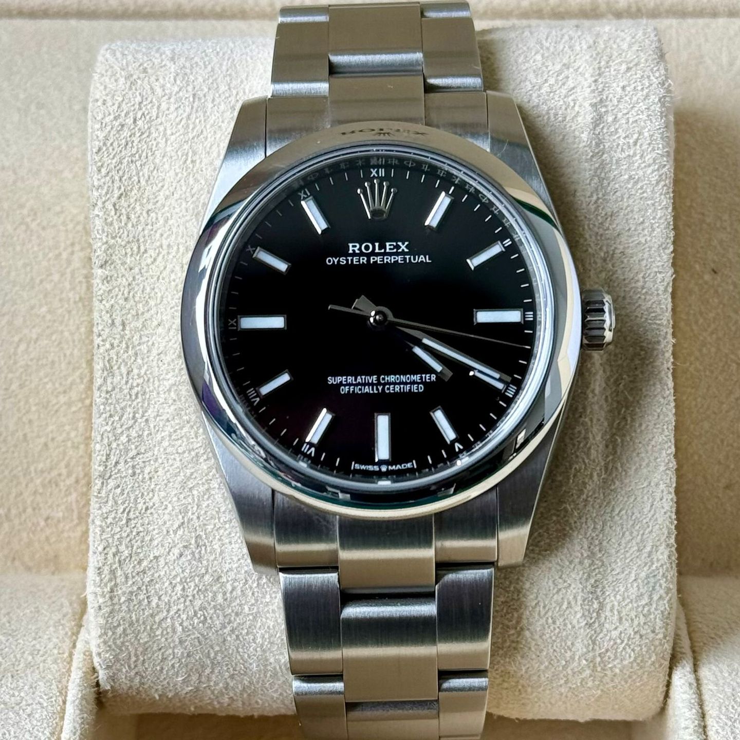 Rolex Oyster Perpetual 34 124200 (2021) - Black dial 34 mm Steel case (2/7)