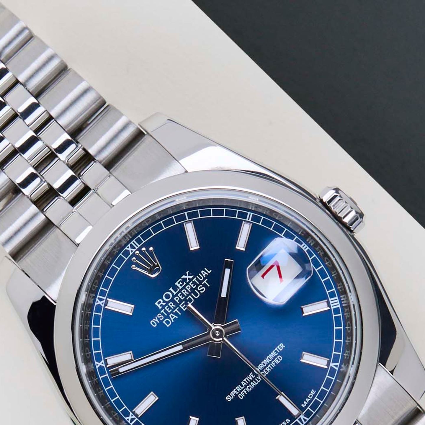 Rolex Datejust 36 116200 (2015) - 36mm Staal (3/8)