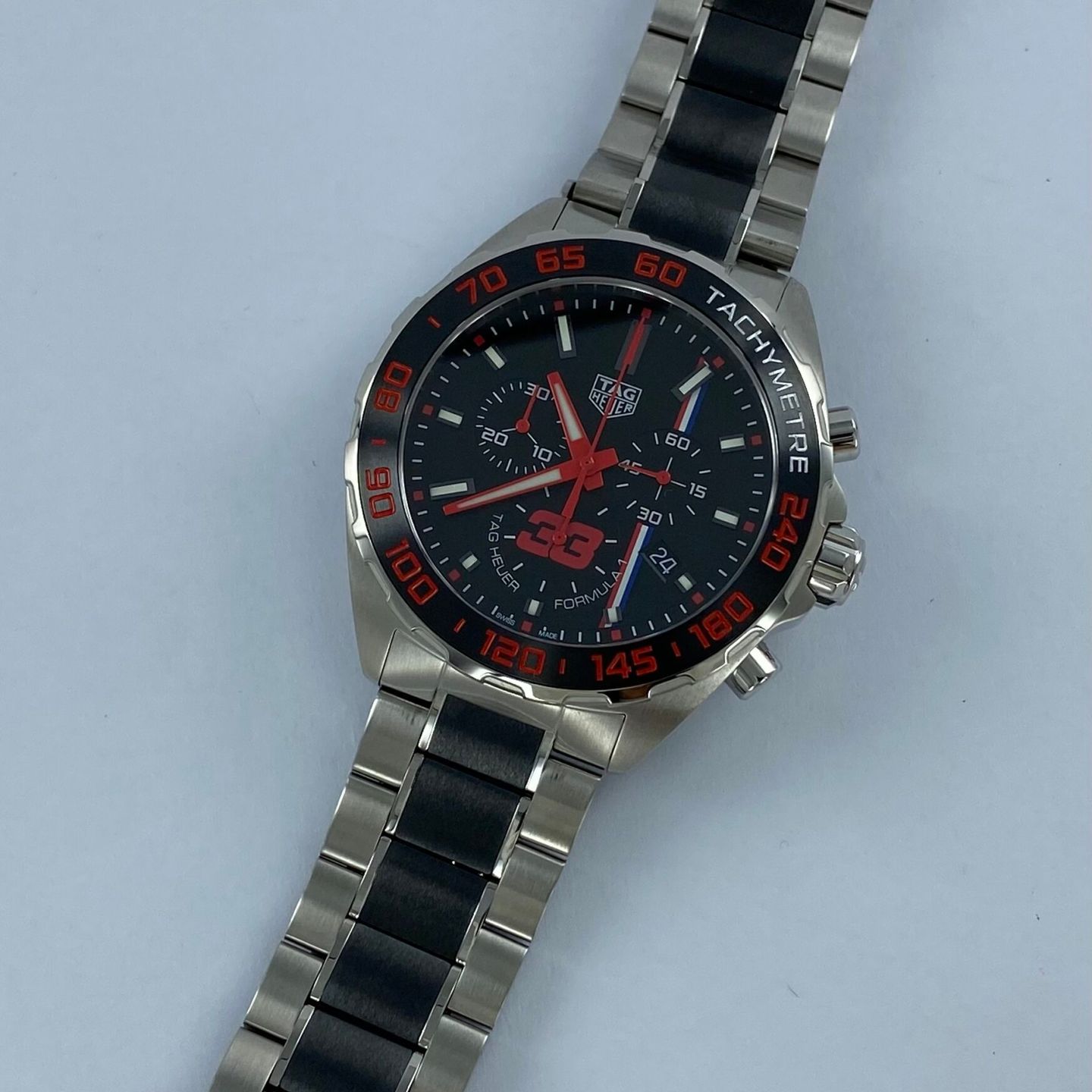 TAG Heuer Formula 1 Quartz CAZ101U.BA0843 (Unknown (random serial)) - Black dial 43 mm Steel case (4/8)