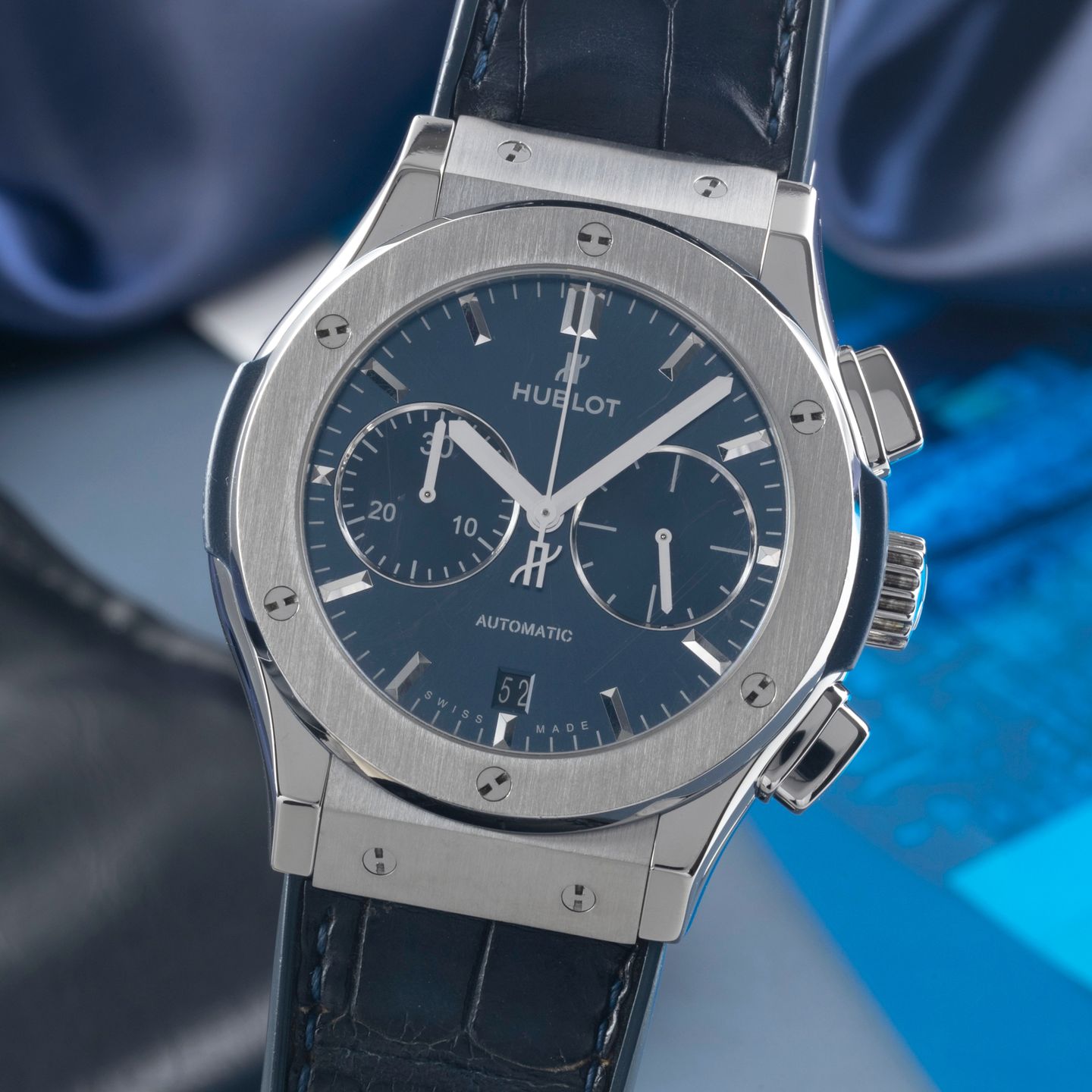 Hublot Classic Fusion Blue 521.nx.7170.lr (Unknown (random serial)) - Blue dial 45 mm Titanium case (3/8)