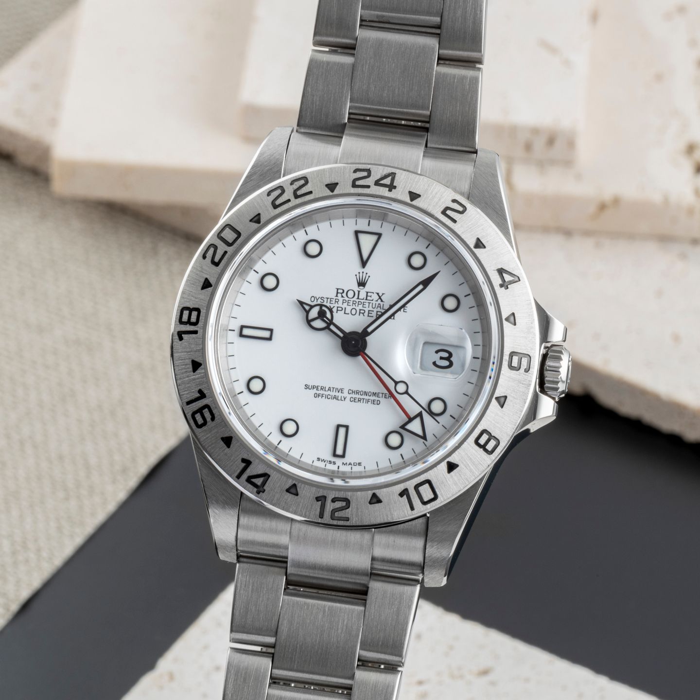 Rolex Explorer II 16570 - (3/8)