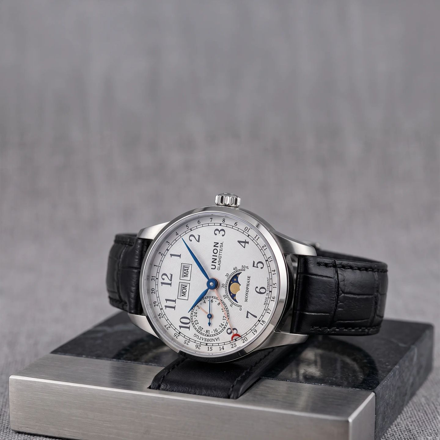 Union Glashütte 1893 D007.458.16.017.00 (2020) - White dial 42 mm Steel case (3/8)