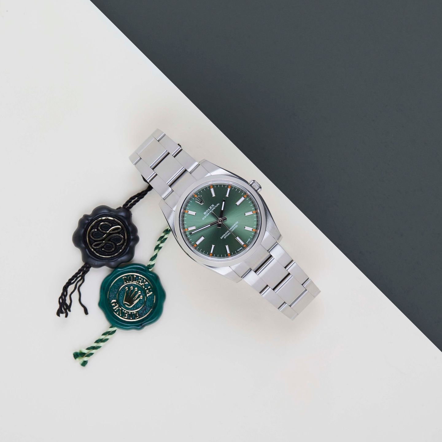 Rolex Oyster Perpetual 34 114200 - (2/8)