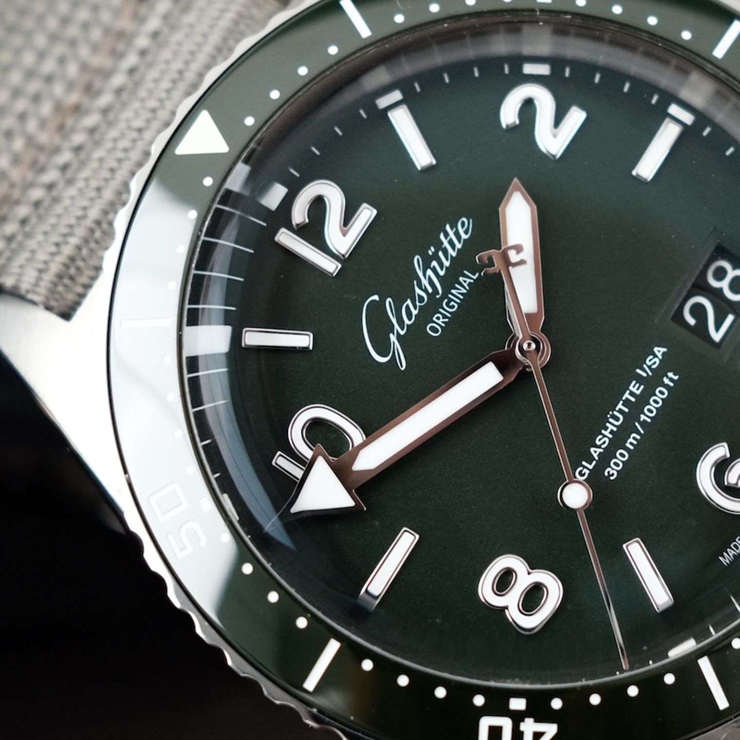 Glashütte Original SeaQ Panorama Date 1-36-13-07-83-34 (2022) - Groen wijzerplaat 43mm Staal (3/8)