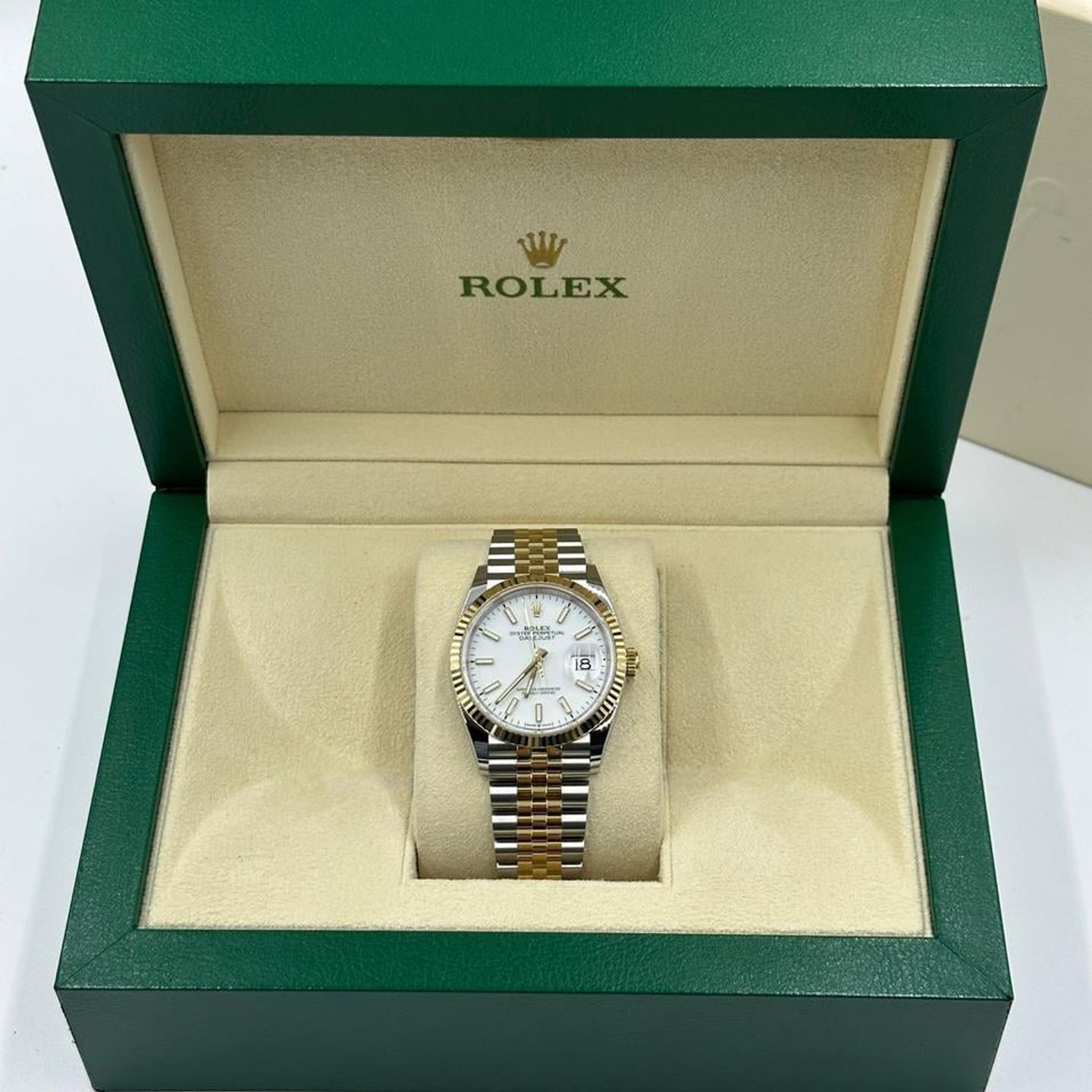 Rolex Datejust 126233 (2026) - 36mm Staal (4/10)
