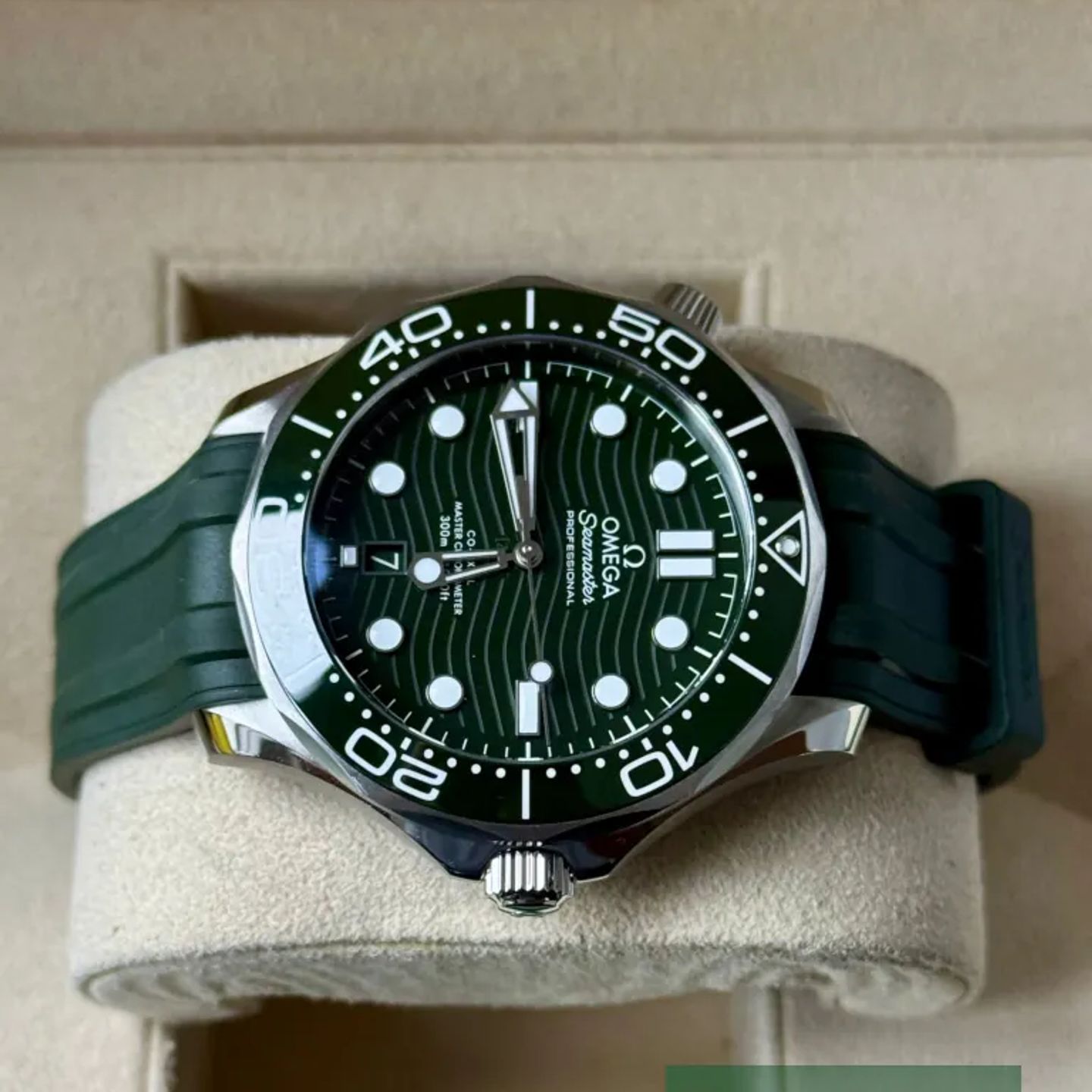 Omega Seamaster Diver 300 M 210.32.42.20.10.001 - (4/7)