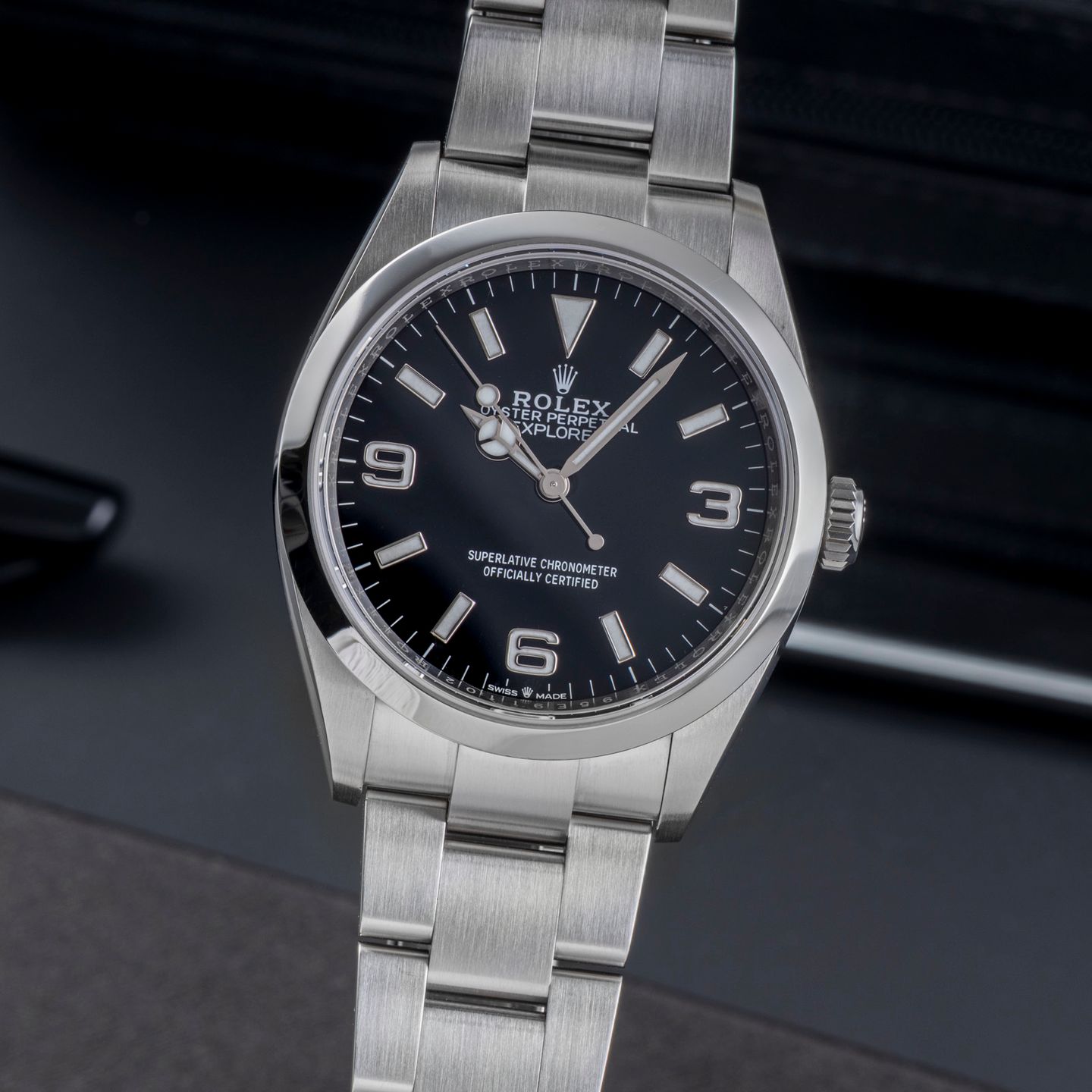 Rolex Explorer 124270 (Onbekend (willekeurig serienummer)) - Zwart wijzerplaat 36mm Staal (3/8)