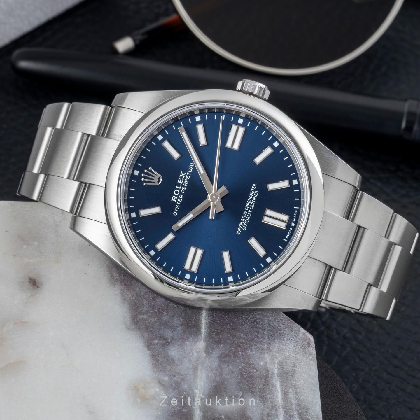 Rolex Oyster Perpetual 41 124300 - (2/8)