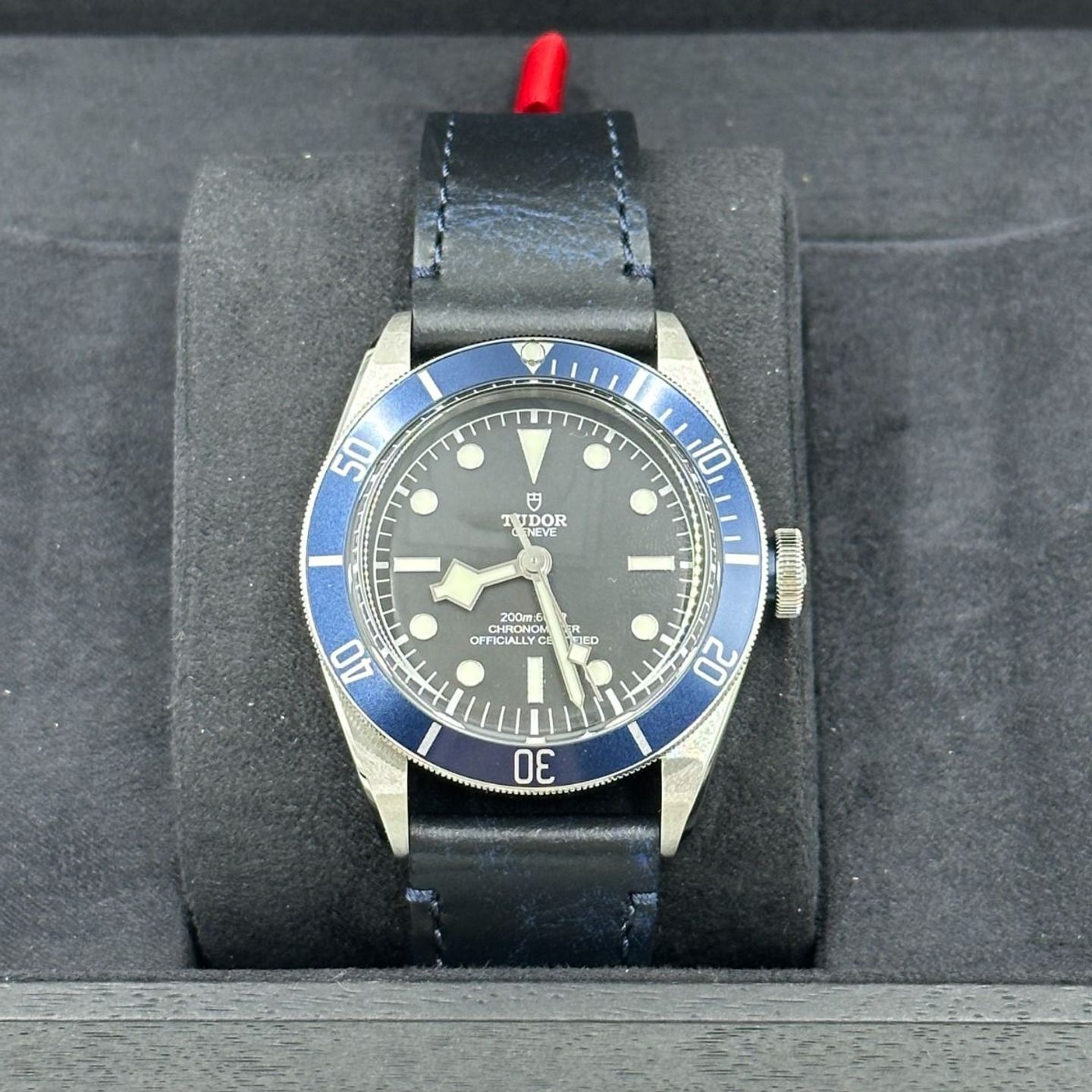 Tudor Black Bay 79230B-0007 (2024) - Black dial 41 mm Steel case (5/8)