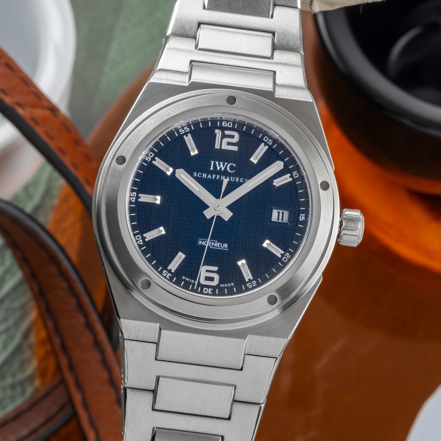 IWC Ingenieur Automatic IW322701 (2005) - Zwart wijzerplaat 43mm Staal (3/8)