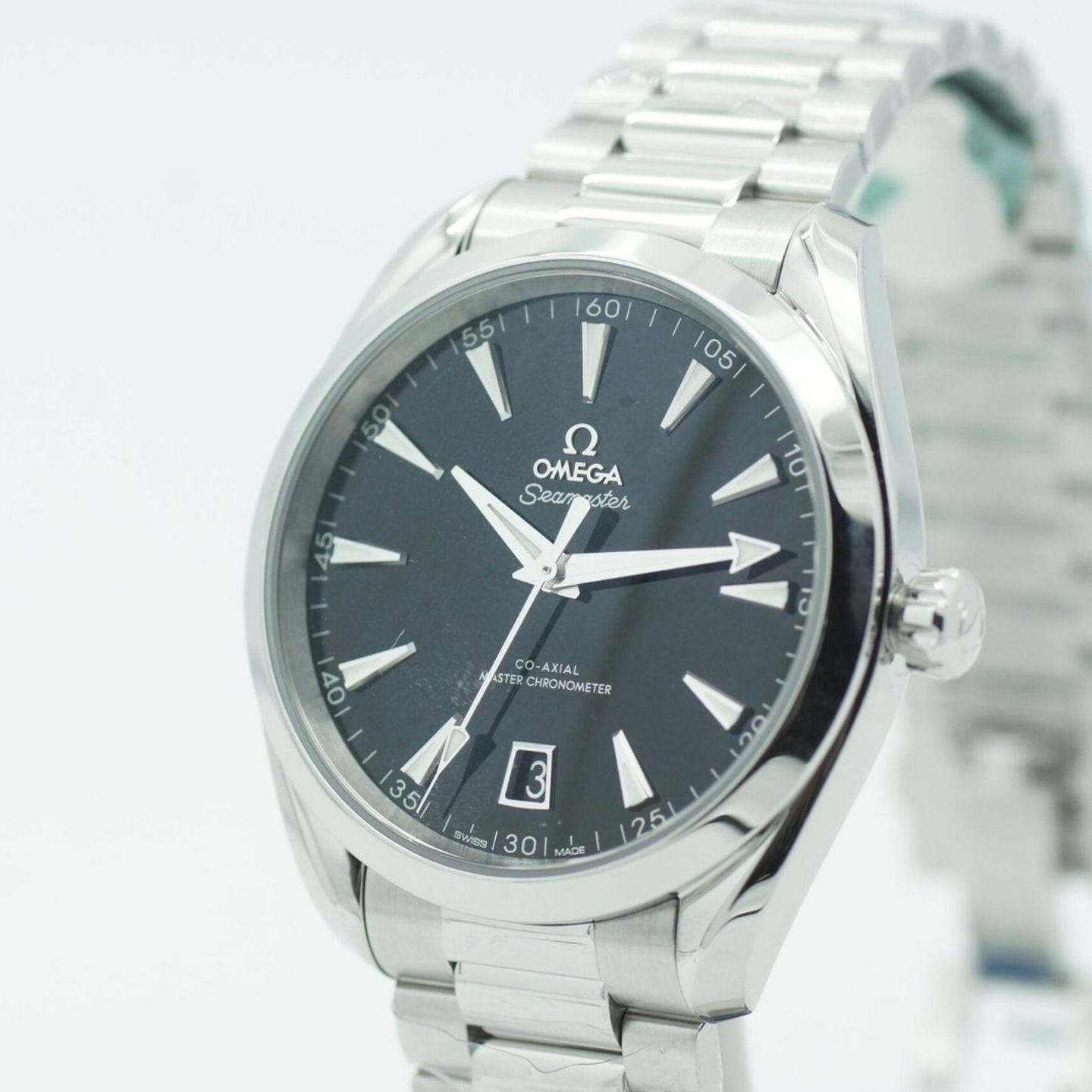 Omega Seamaster Aqua Terra 220.10.41.21.01.002 (2025) - Black dial 41 mm Steel case (5/8)