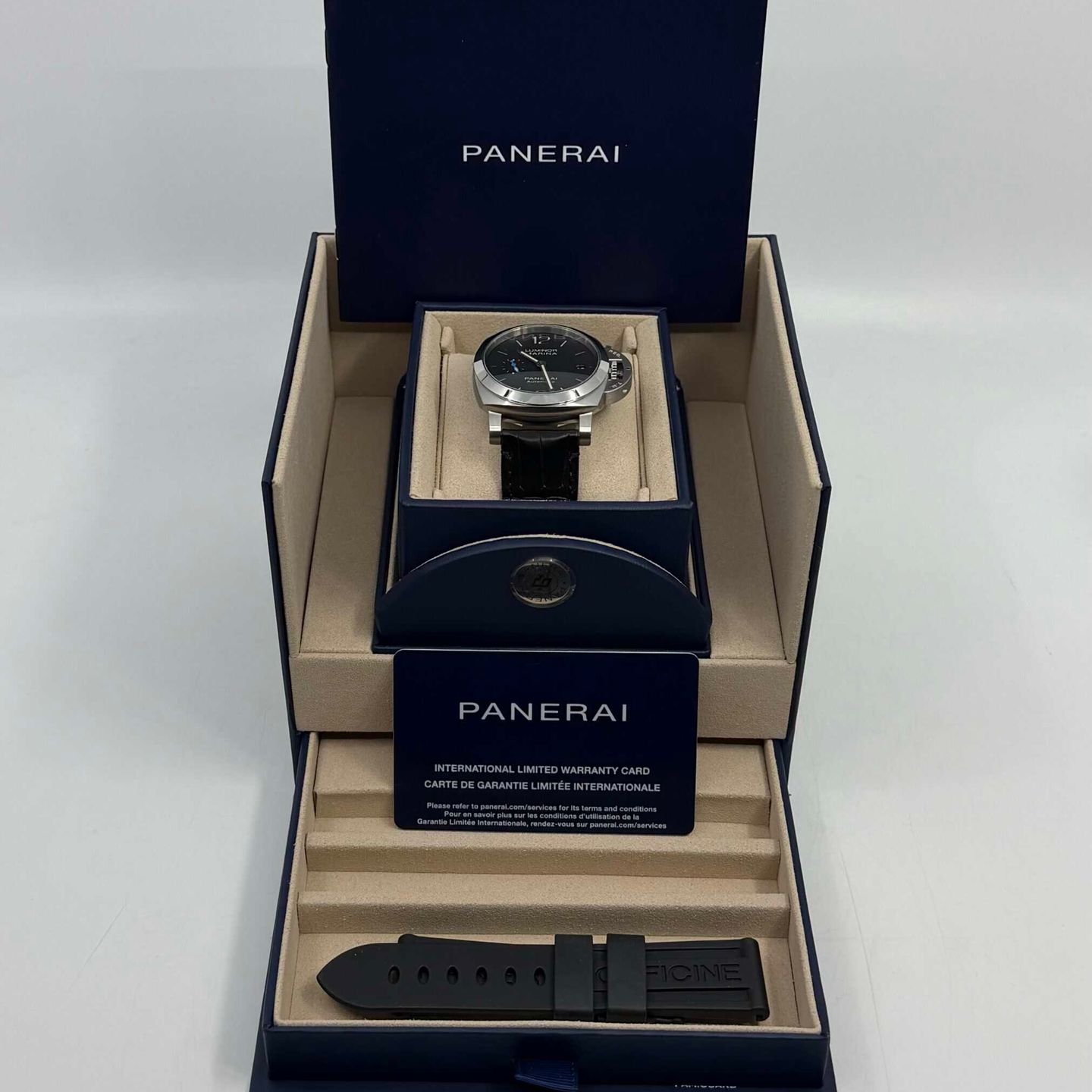 Panerai Luminor 1950 PAM01372 (2026) - Zwart wijzerplaat 40mm Staal (3/8)