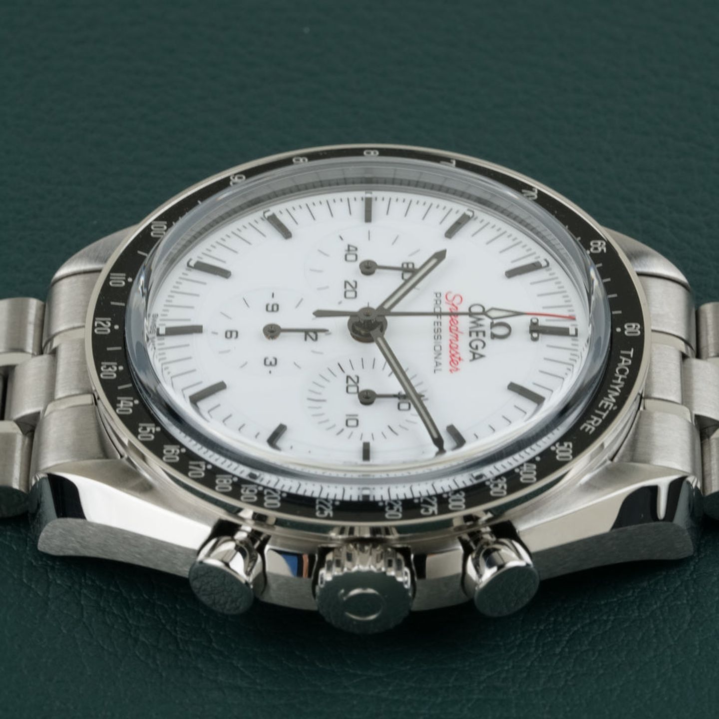 Omega Speedmaster Professional Moonwatch 310.30.42.50.04.001 (2026) - White dial 42 mm Steel case (4/8)