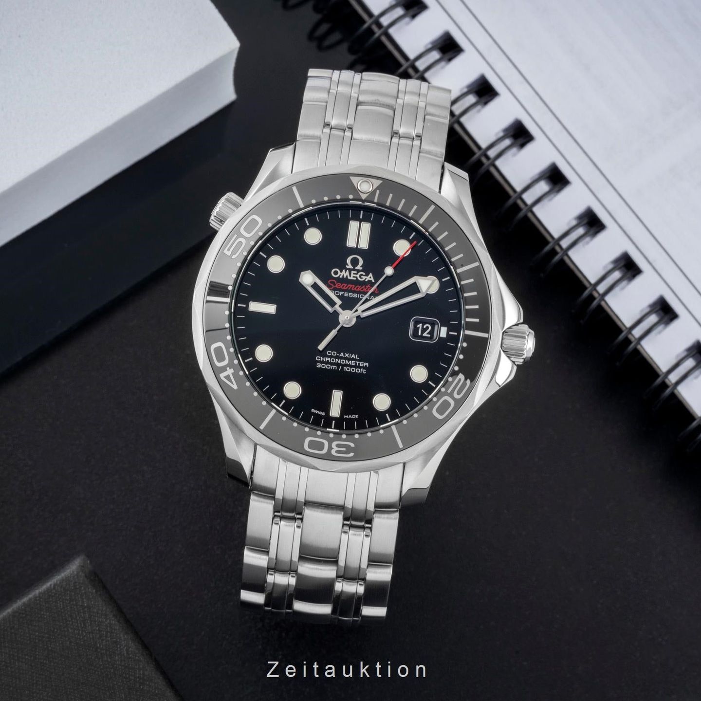 Omega Seamaster Diver 300 M 212.30.41.20.01.003 (Unknown (random serial)) - Black dial 41 mm Steel case (3/8)