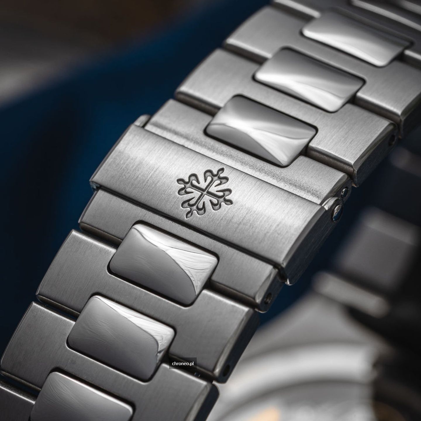 Patek Philippe Nautilus 5711/1A-010 (2011) - Blue dial 40 mm Steel case (4/8)