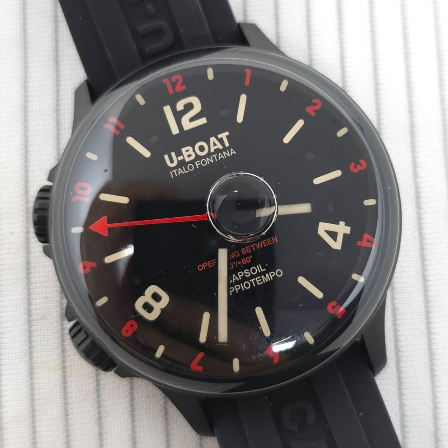 U-Boat Capsoil DLC 8841 (2025) - Black dial 46 mm Steel case (1/8)