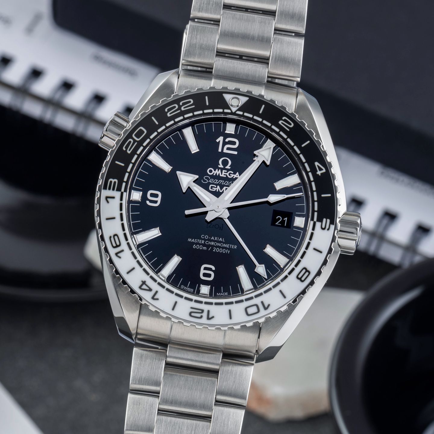 Omega Seamaster Planet Ocean 215.30.44.22.01.001 (Onbekend (willekeurig serienummer)) - Zwart wijzerplaat 44mm Staal (3/8)