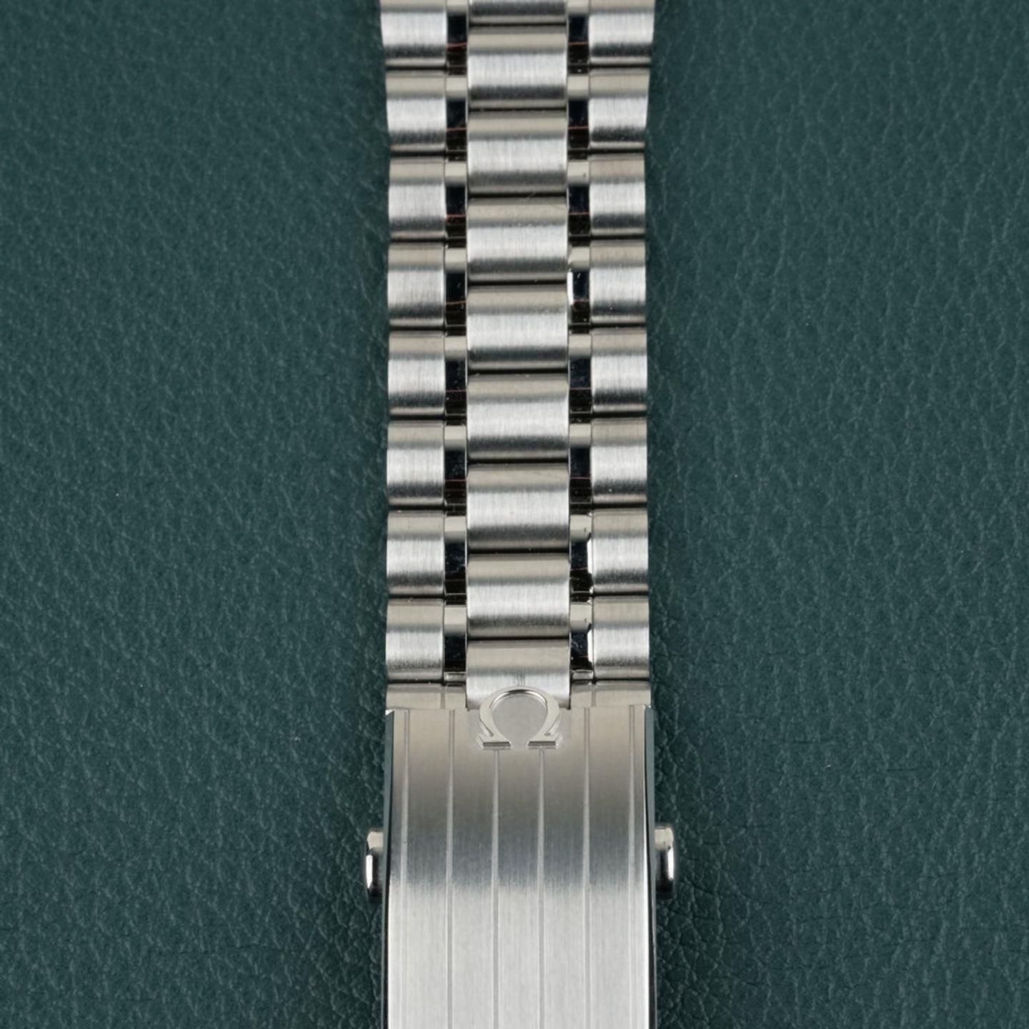 Omega Speedmaster Professional Moonwatch 310.30.42.50.04.001 (2026) - White dial 42 mm Steel case (8/8)