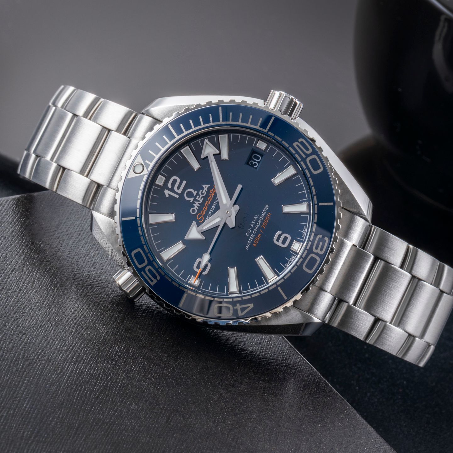 Omega Seamaster Planet Ocean 215.30.40.20.03.001 - (2/8)