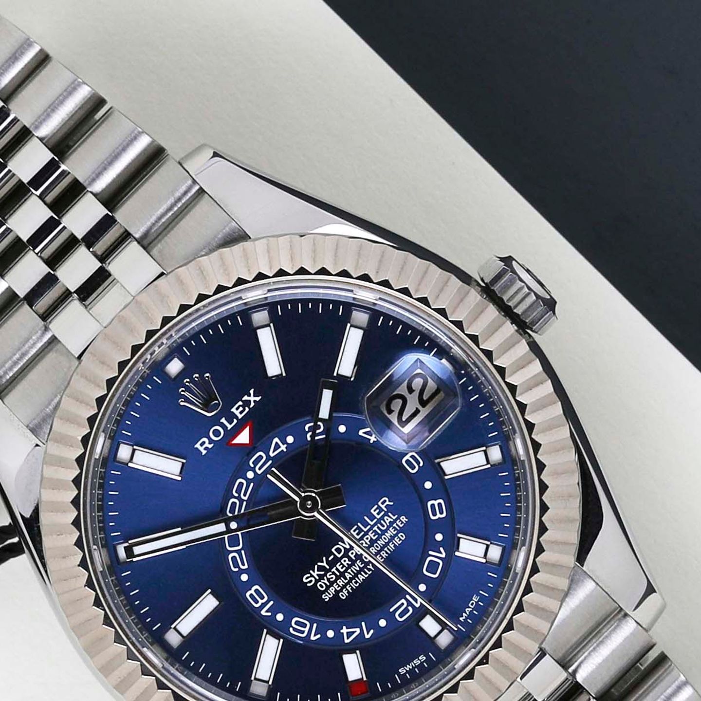 Rolex Sky-Dweller 326934 (2022) - 42mm Staal (3/8)